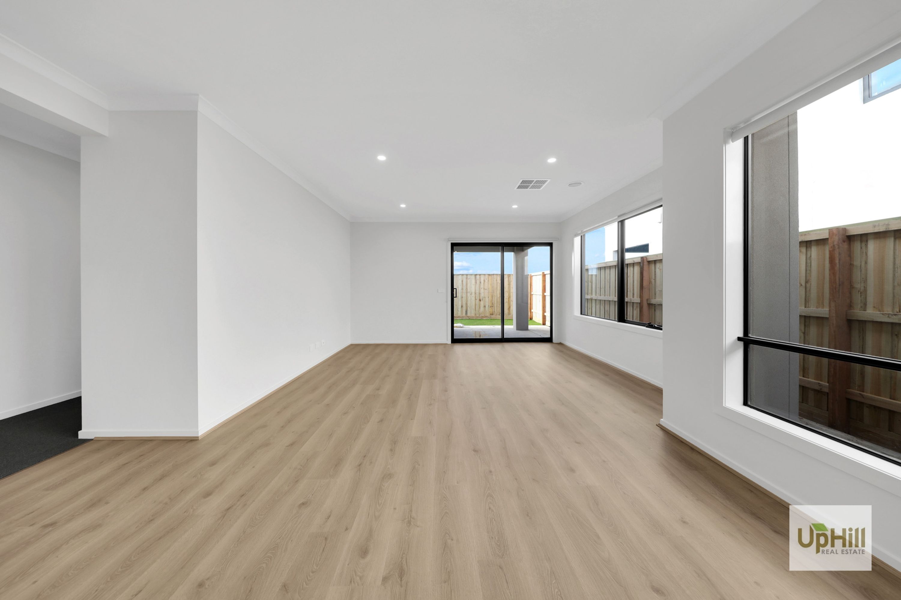 15 Forbs St, Clyde North - Thumbnail 6