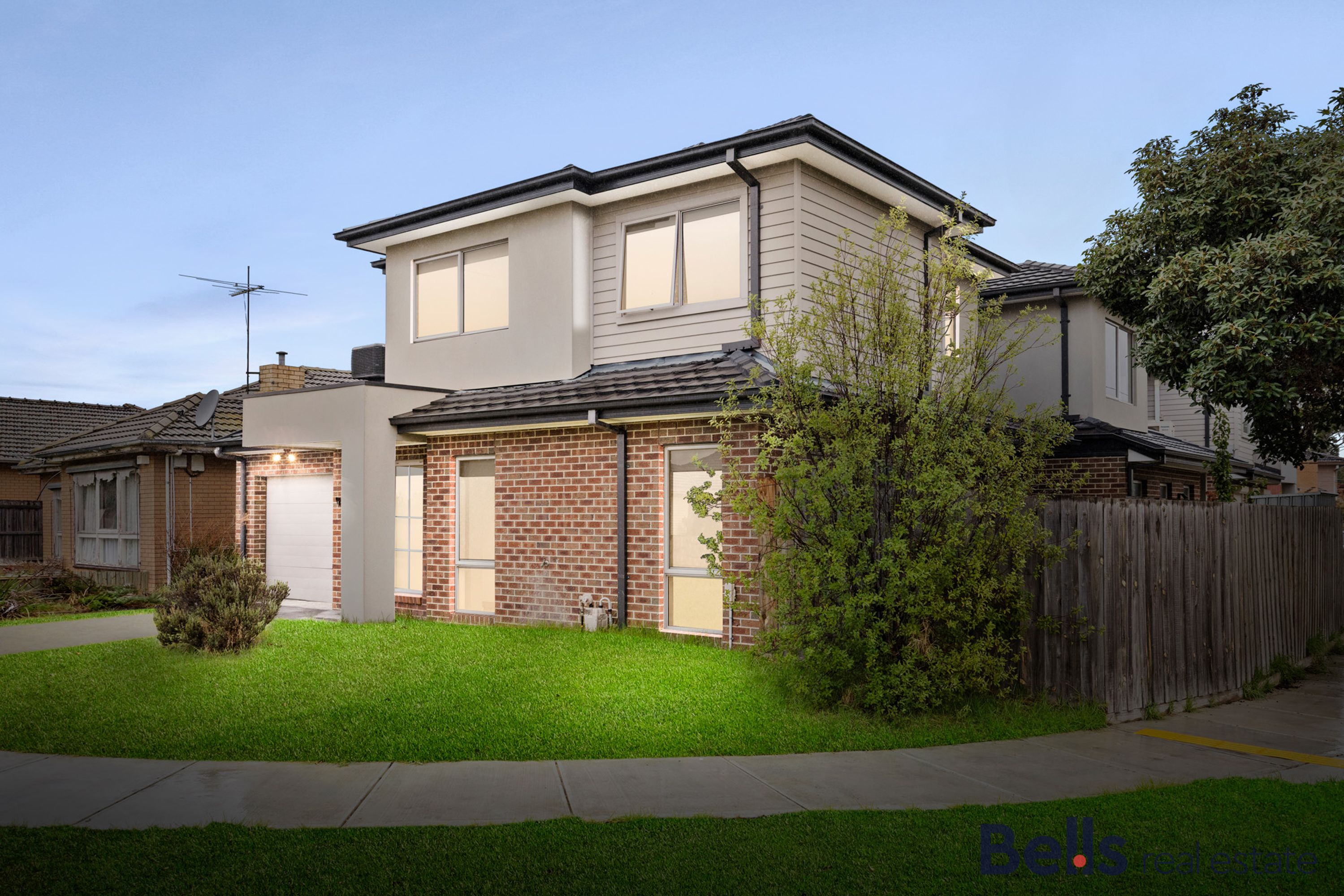 9 Croydon Avenue, Deer Park - Thumbnail 2