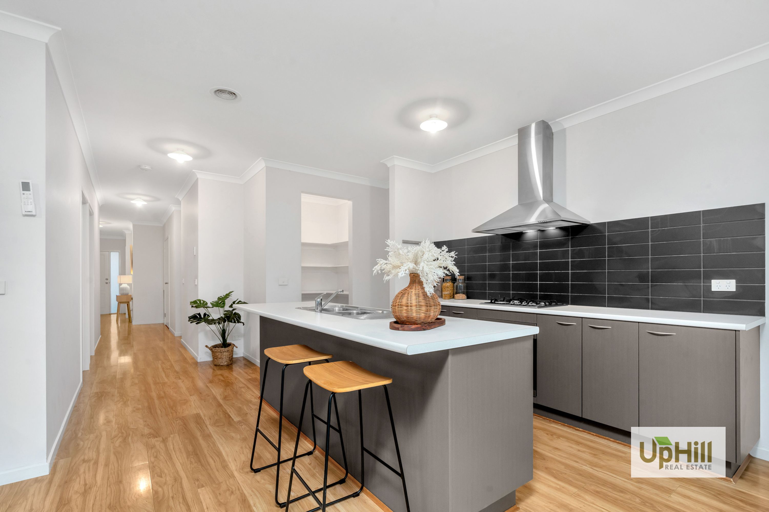 9 Pyrenees Road, Clyde - Thumbnail 6