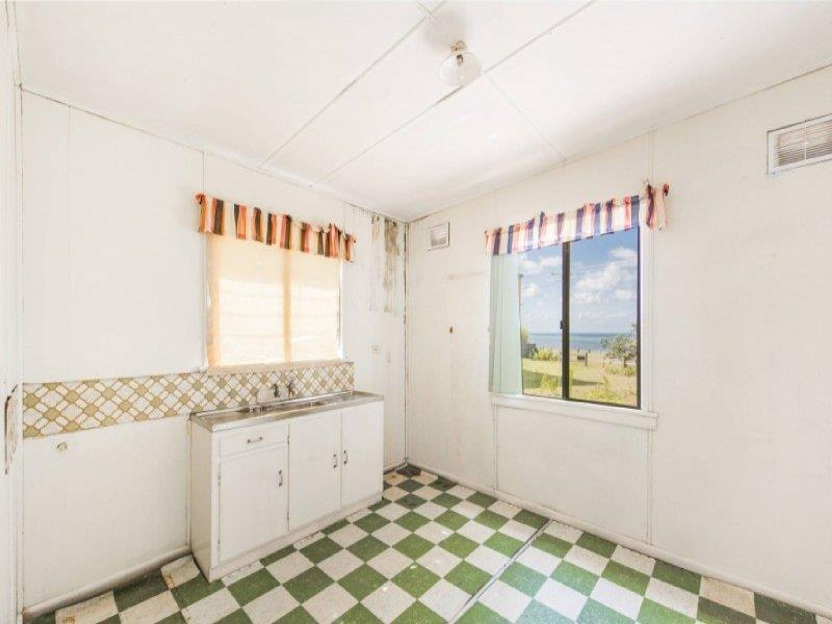 9 Heath Street, Minnie Water - Thumbnail 6
