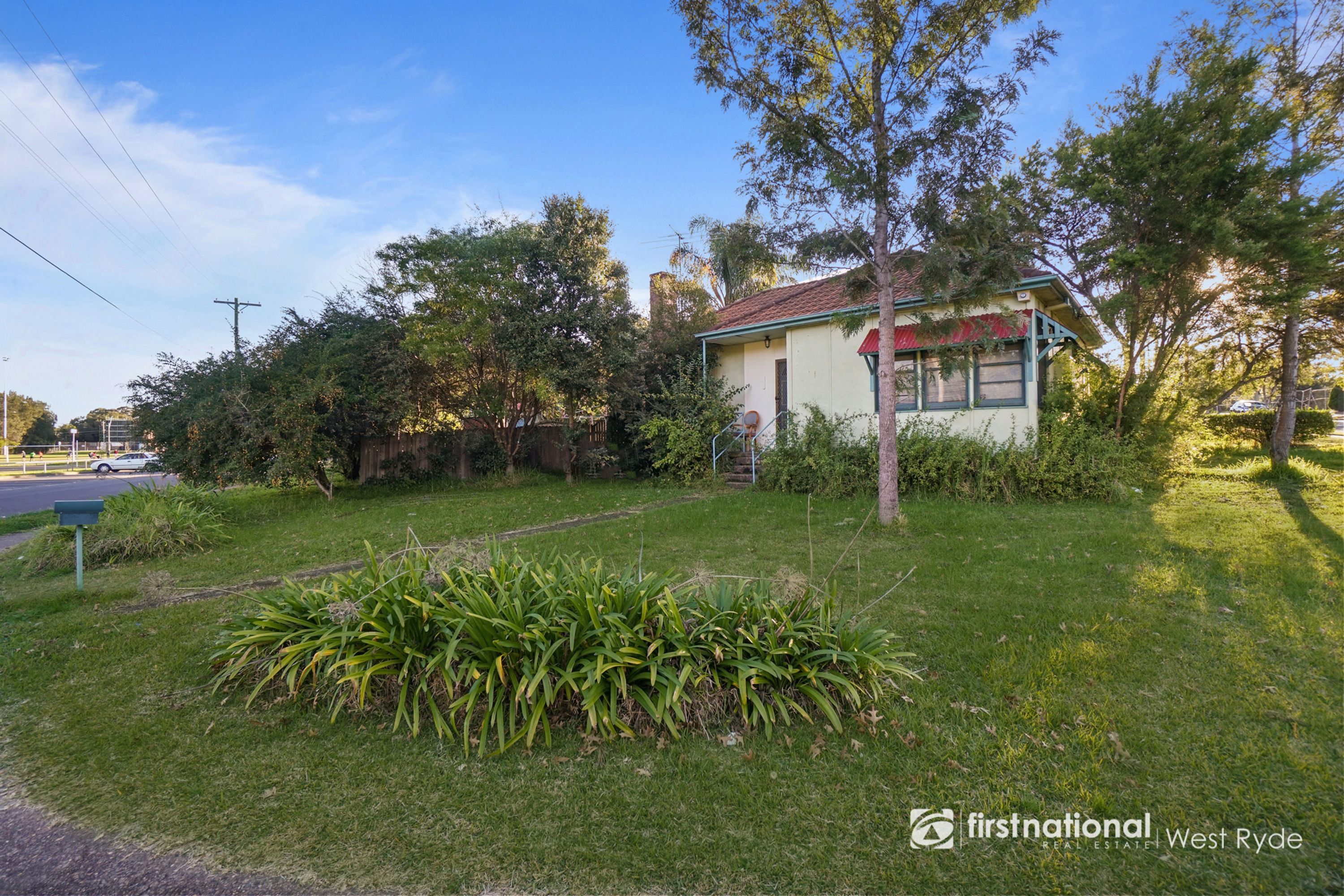 28 First Avenue, Seven Hills, NSW 2147