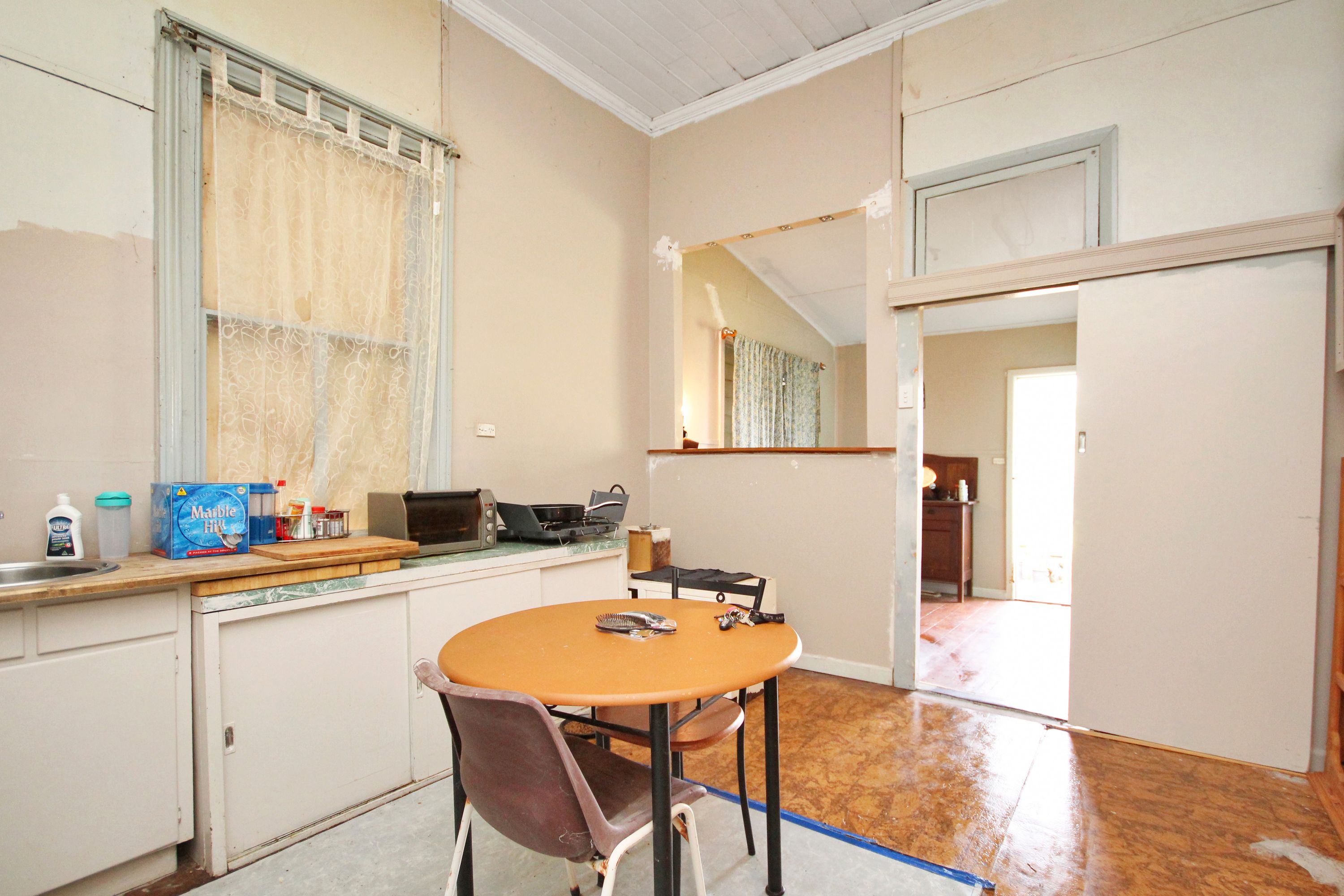 16 Anderson Street, Horsham VIC 3400, Horsham - Thumbnail 4