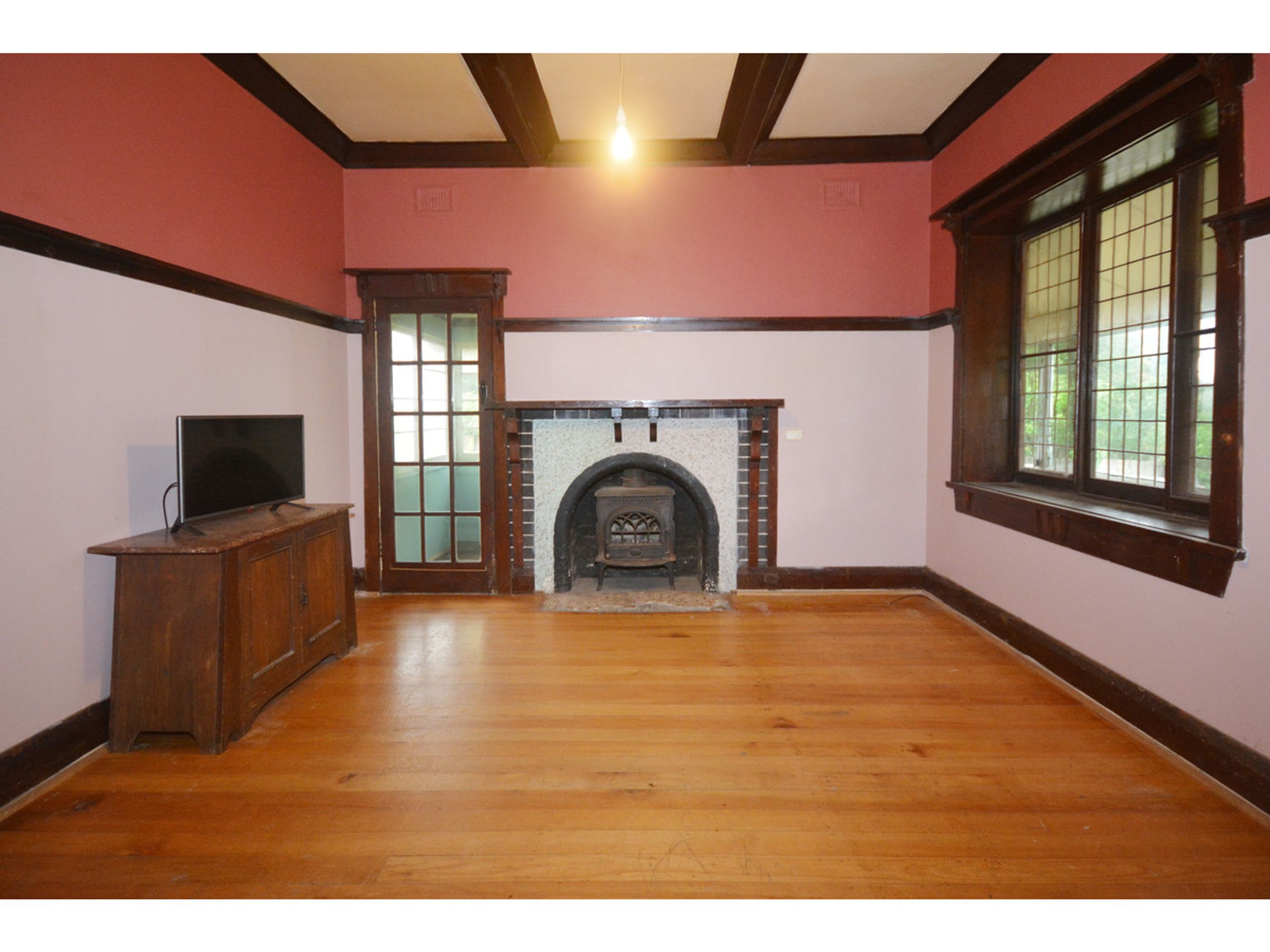 32 Govett Street, Katoomba - Thumbnail 2