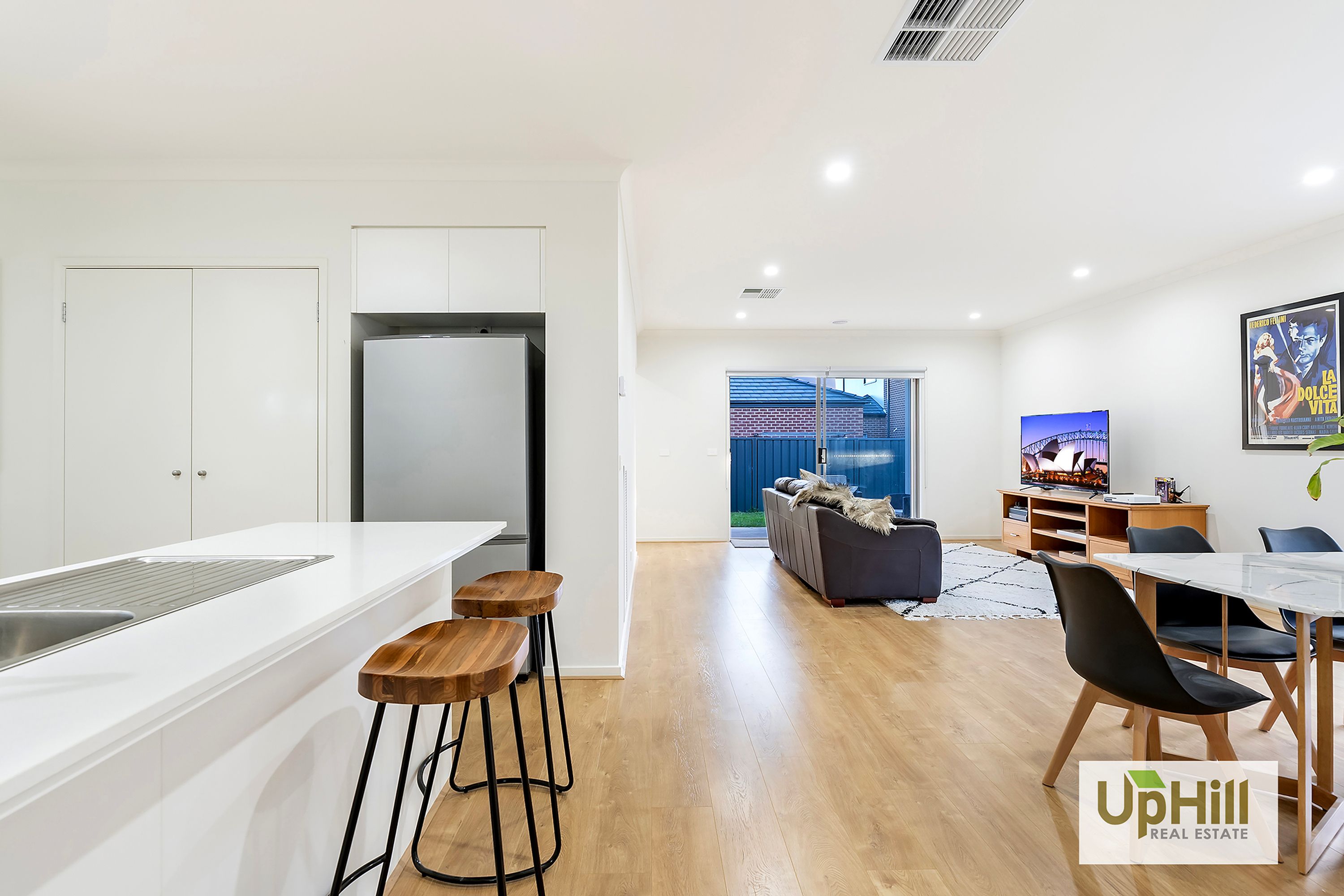 75 Athenaeum Avenue, Clyde North - Thumbnail 6