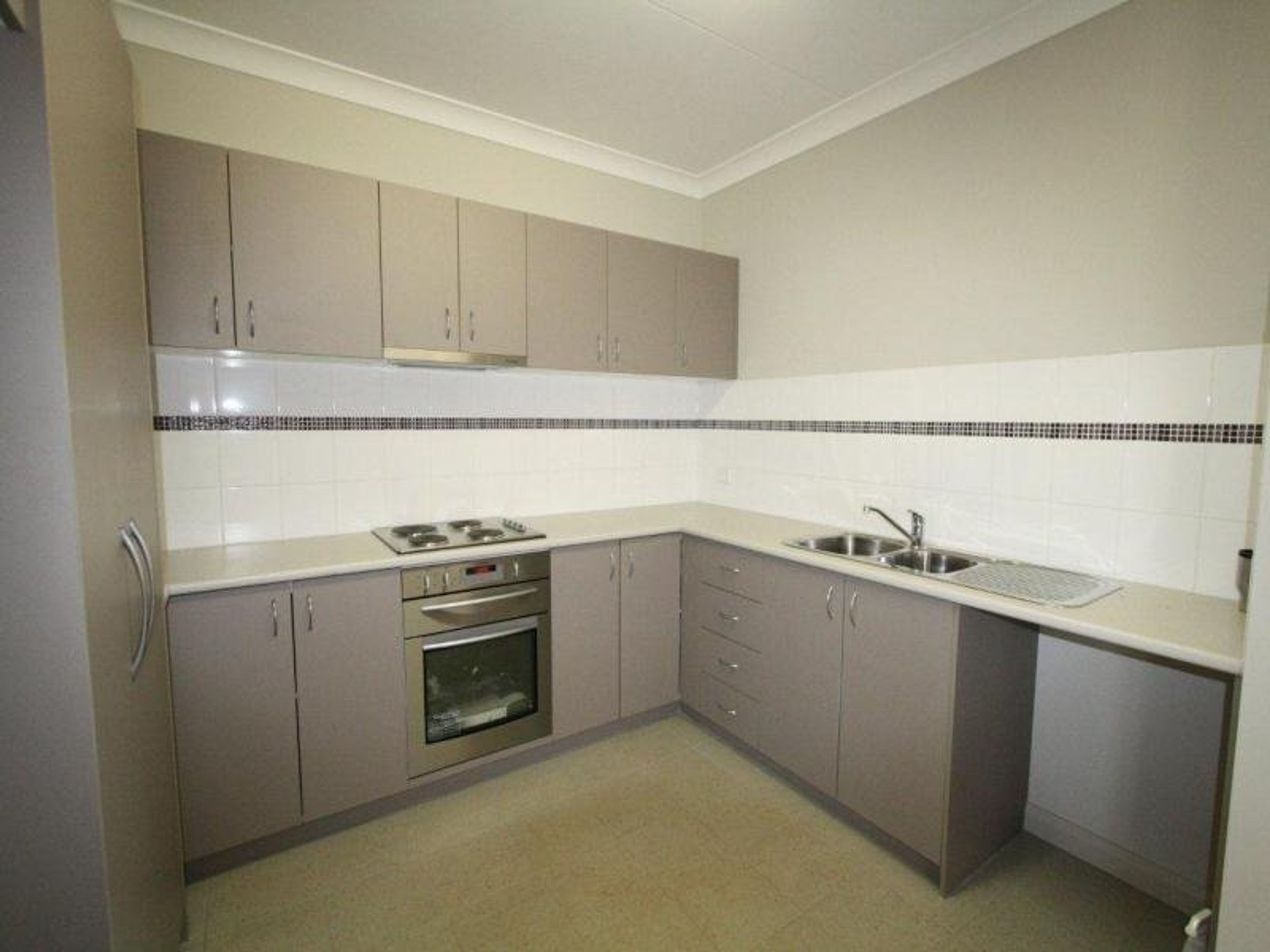 6B Godrick Place, South Hedland, South Hedland - Thumbnail 2