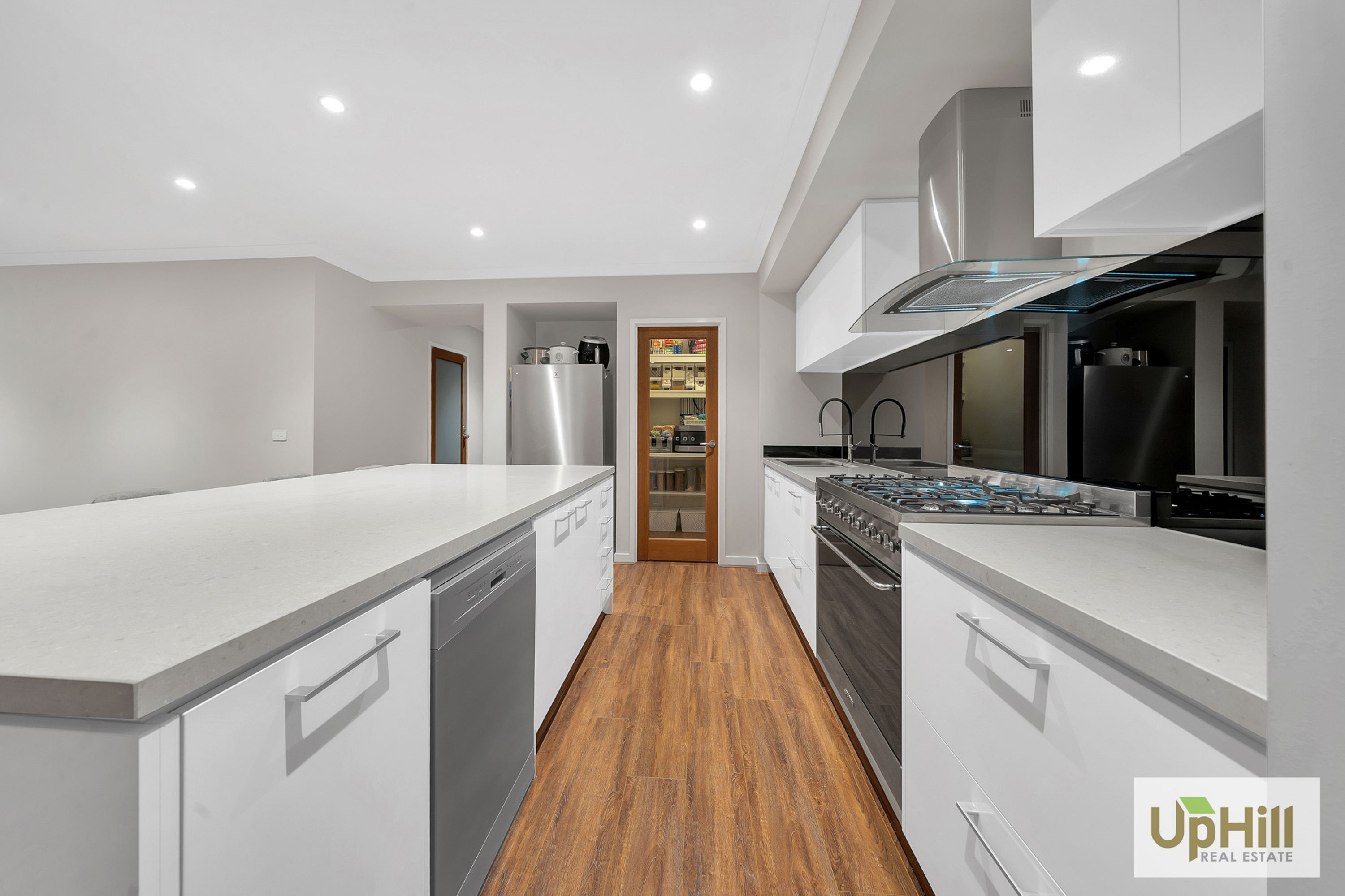 44 Bellhaven Circuit, Clyde North - Thumbnail 4
