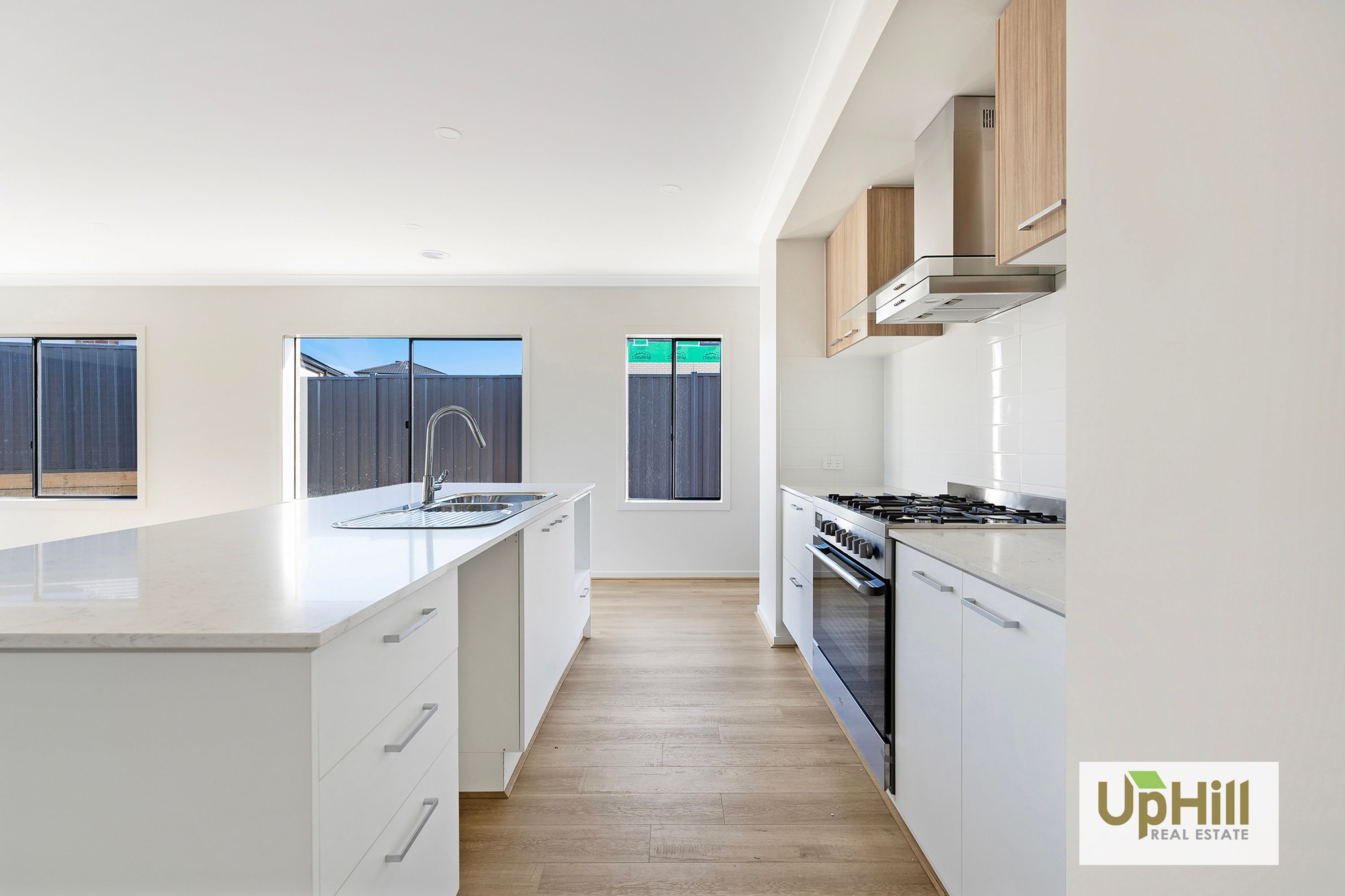 6 Wonder Avenue, Clyde North - Thumbnail 5
