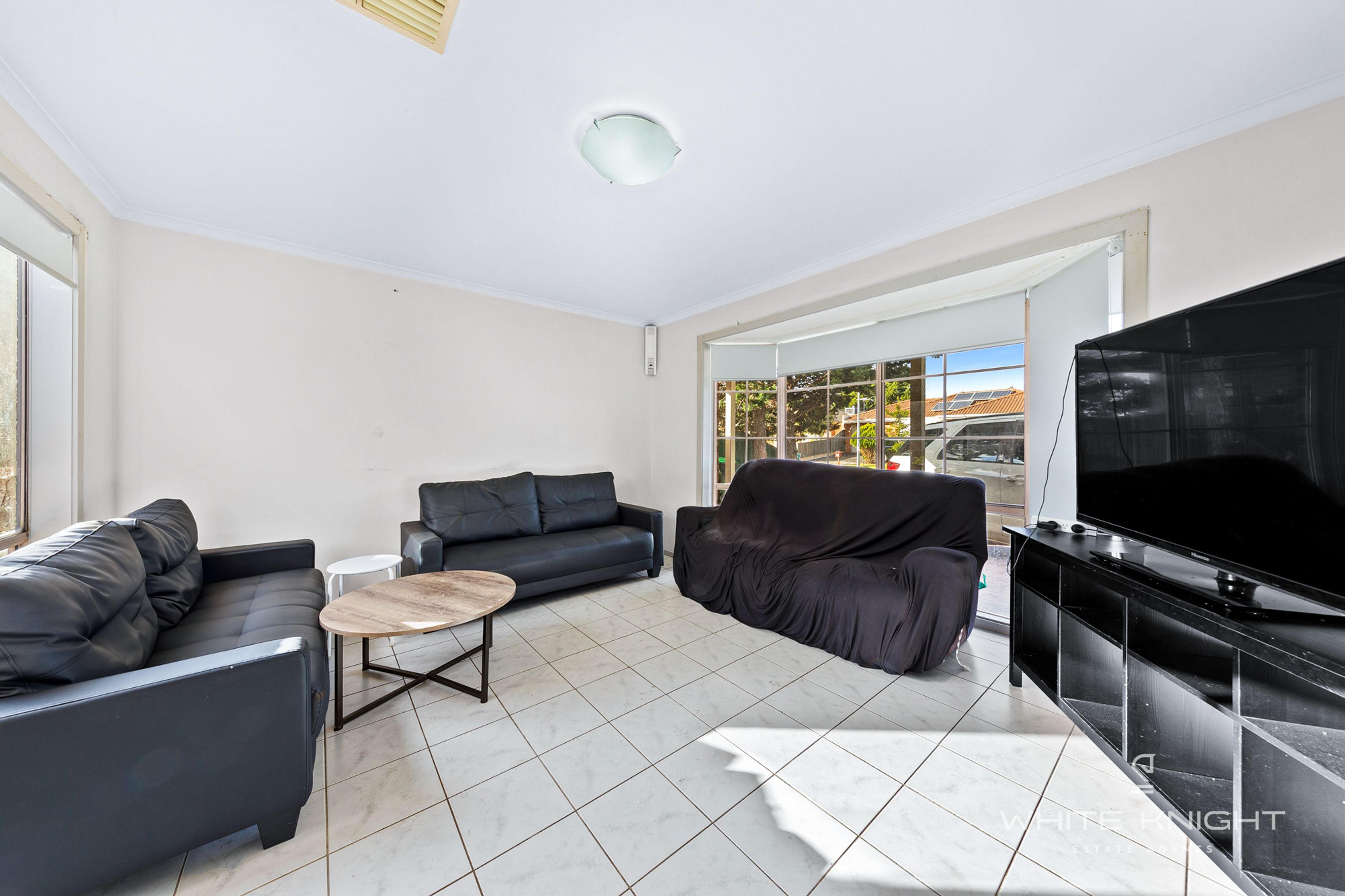 11 Shale Court, Delahey VIC 3037, Delahey - Thumbnail 2