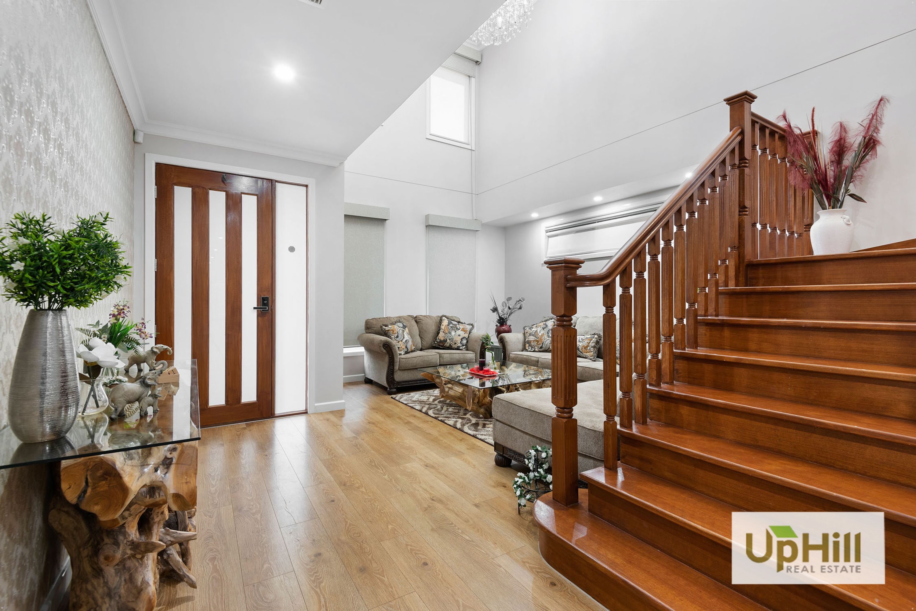 37 Blackhazel Crescent, Clyde North - Thumbnail 2
