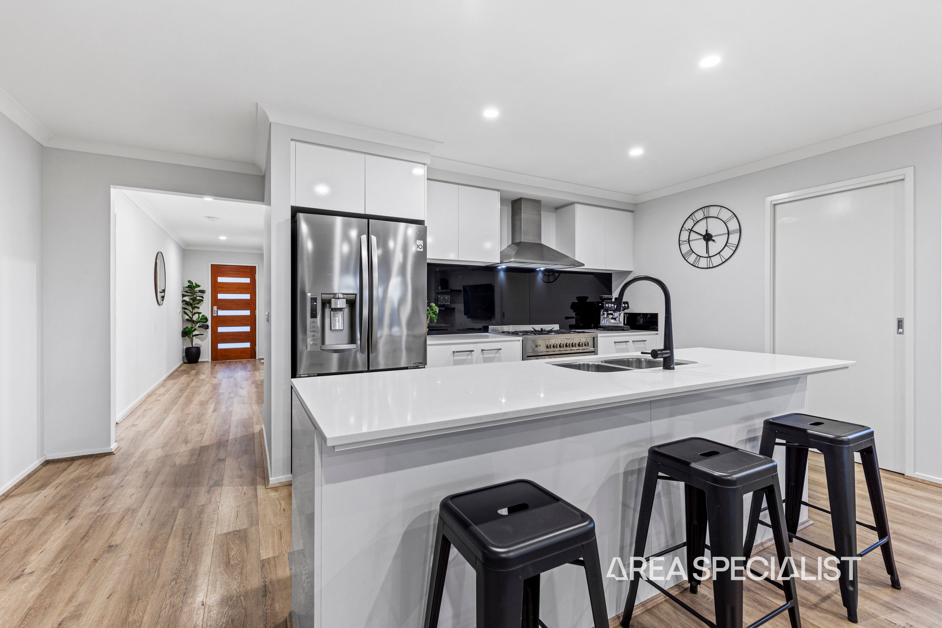 3 Sunset Crescent, Pakenham - Thumbnail 3