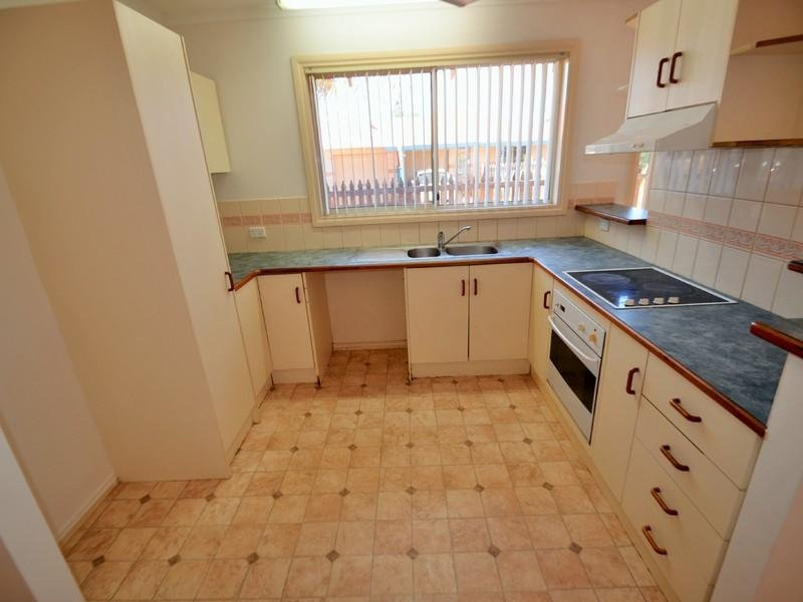 22/25-35 Egret Crescent, South Hedland, South Hedland - Thumbnail 5