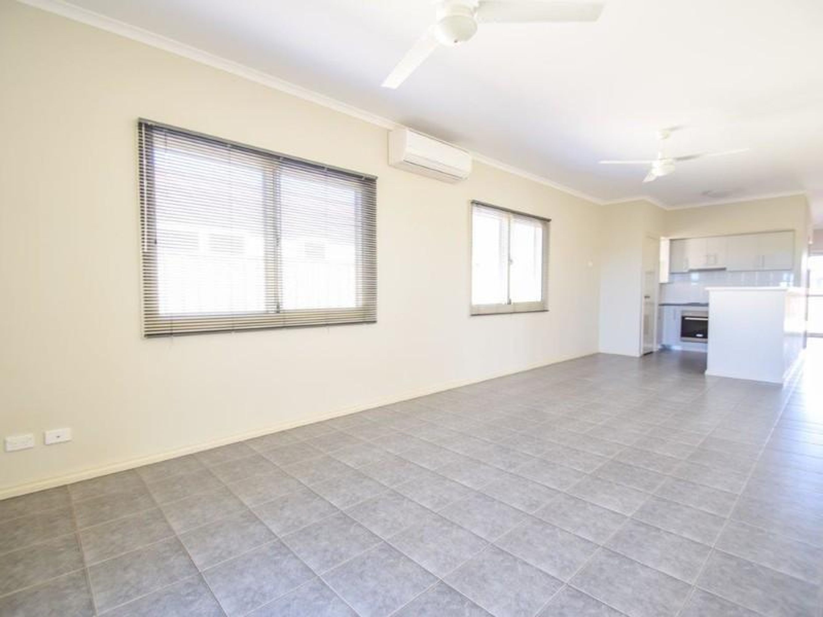 4/15 Rutherford Road, South Hedland, South Hedland - Thumbnail 3