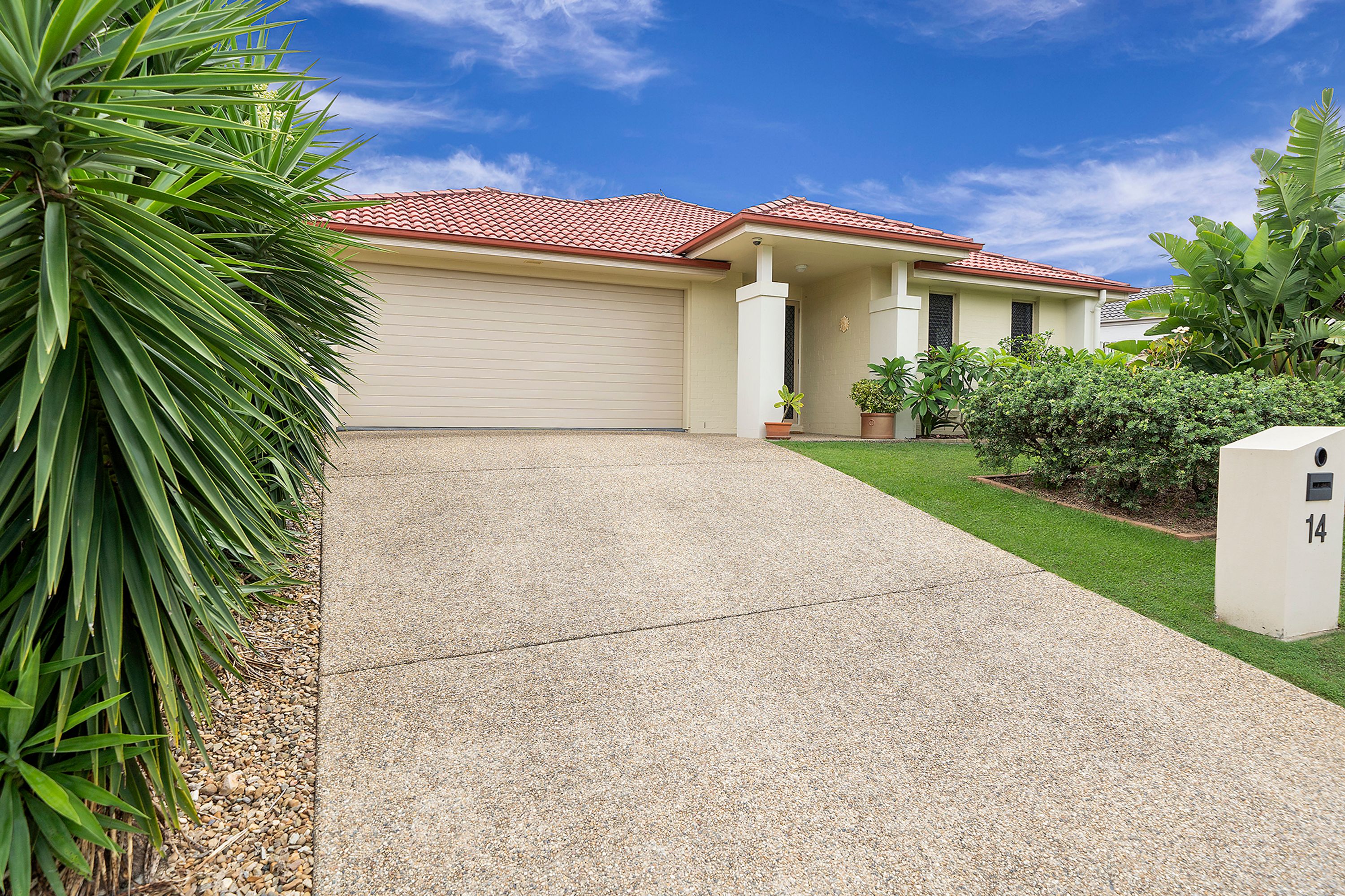 14 Ritz Drive, Coomera