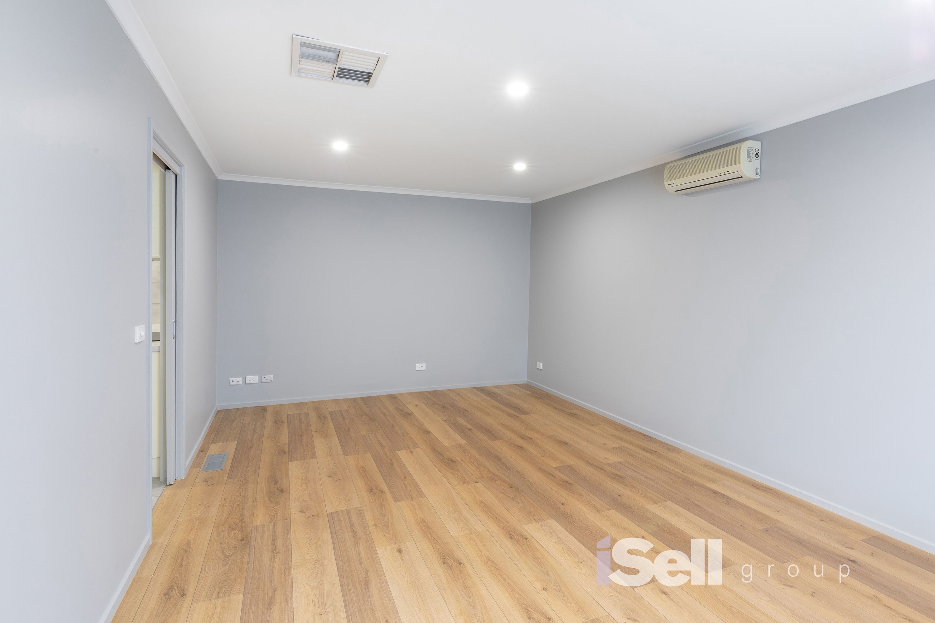2/51 Corio Dr, Springvale South - Thumbnail 2