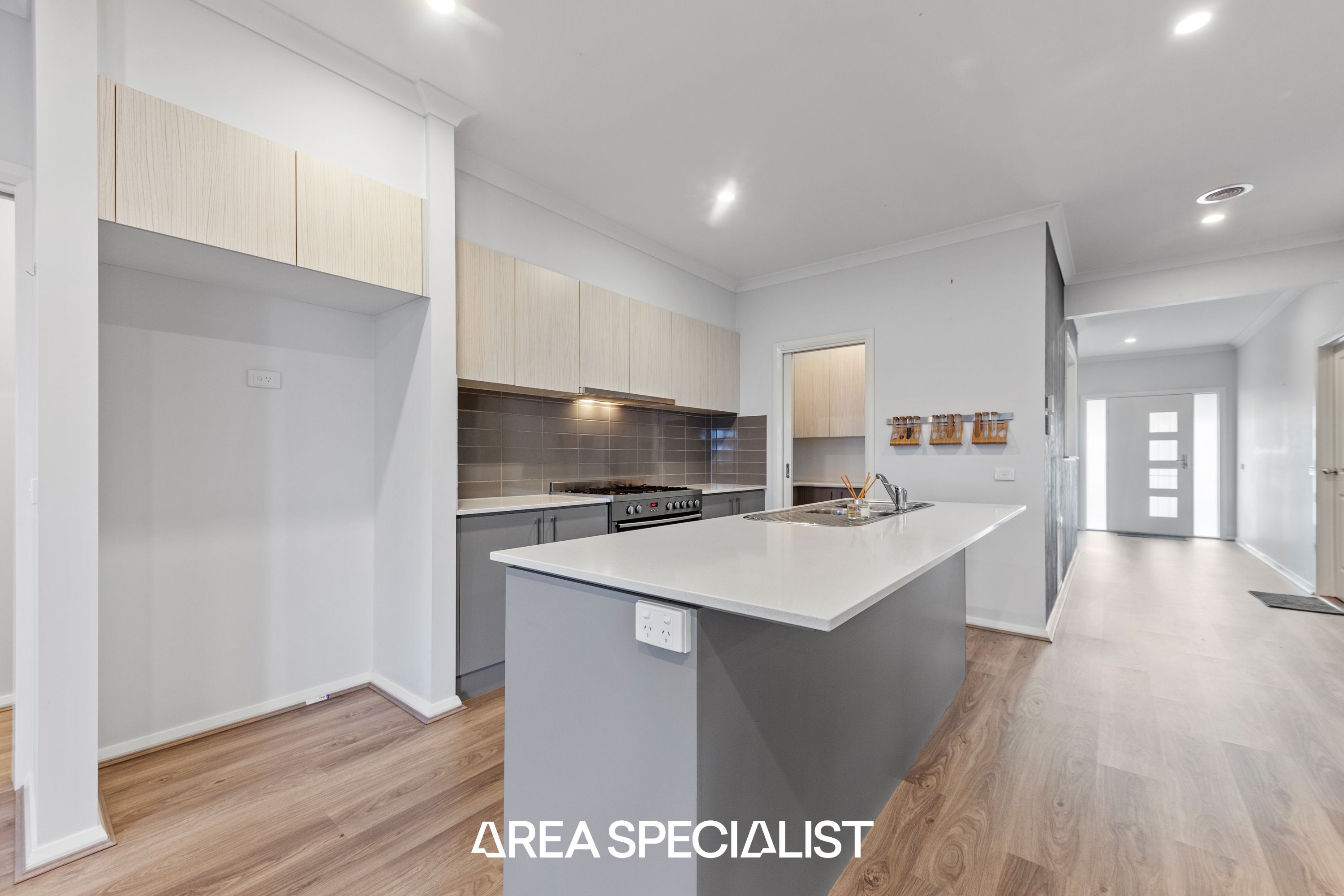 65 Diamond Drive, Koo Wee Rup - Thumbnail 8