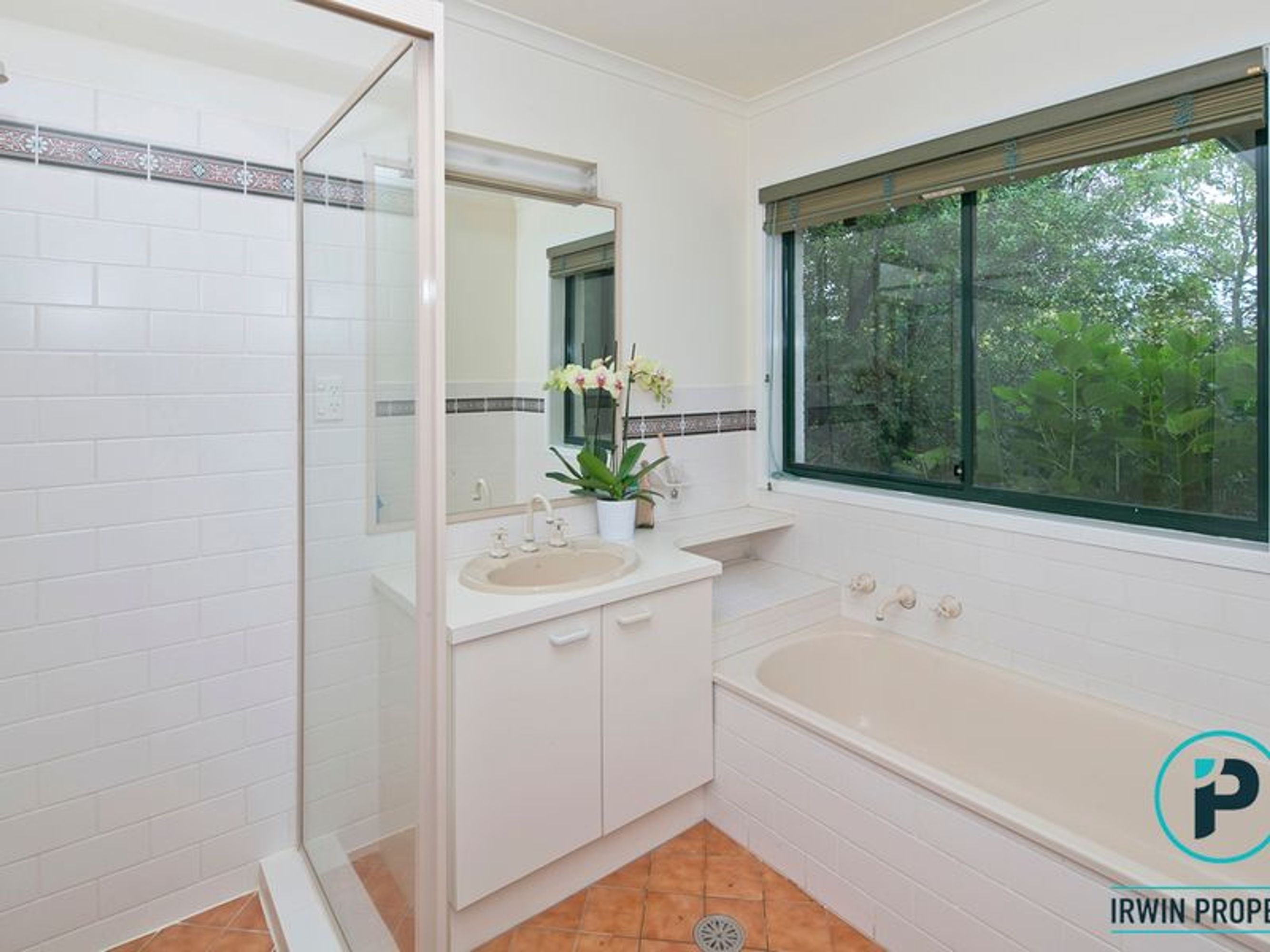 11 Flegg Crescent, Gordon - Thumbnail 8