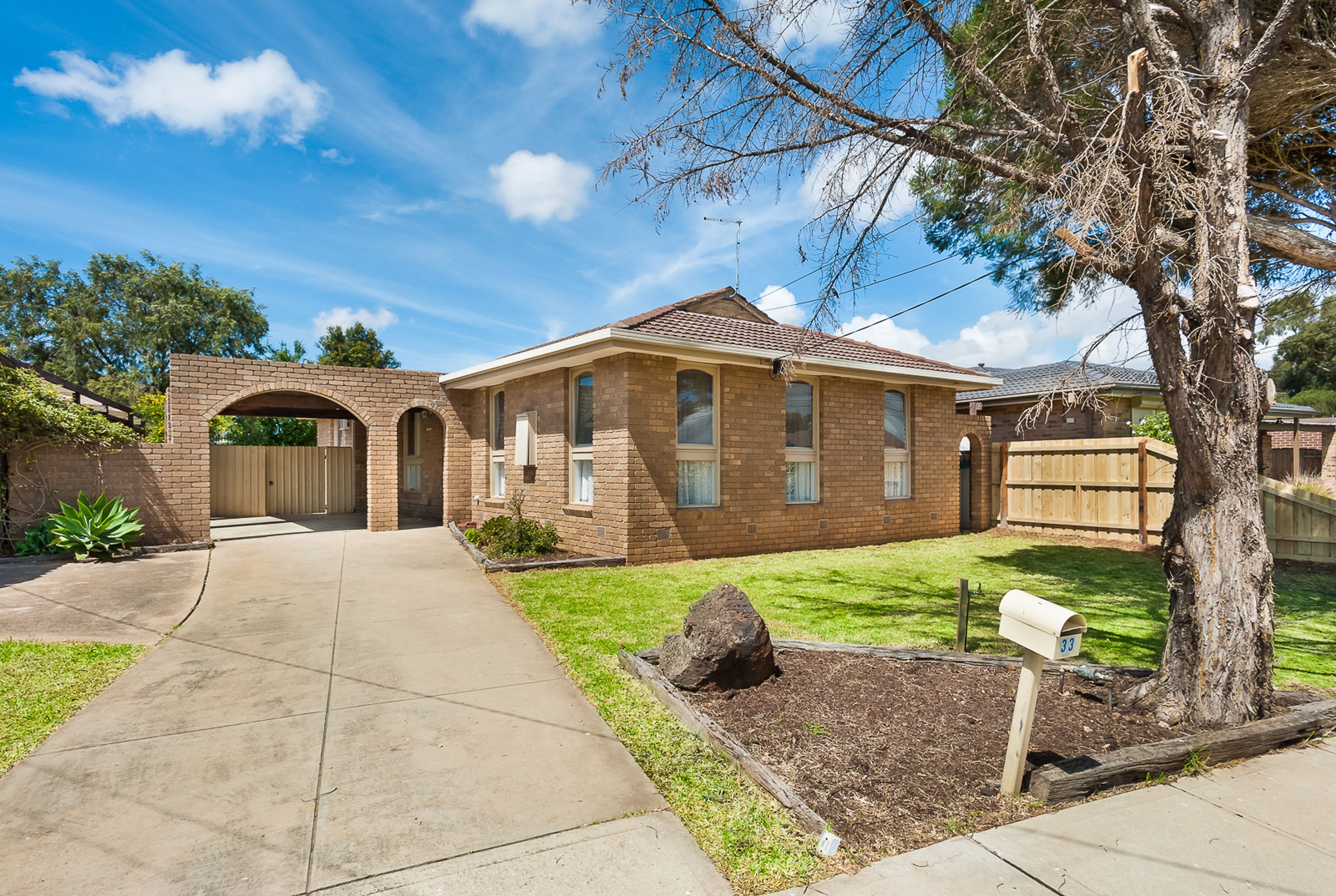 33 Hampstead Drive, Hoppers Crossing, VIC 3029, Hoppers Crossing - Thumbnail 2