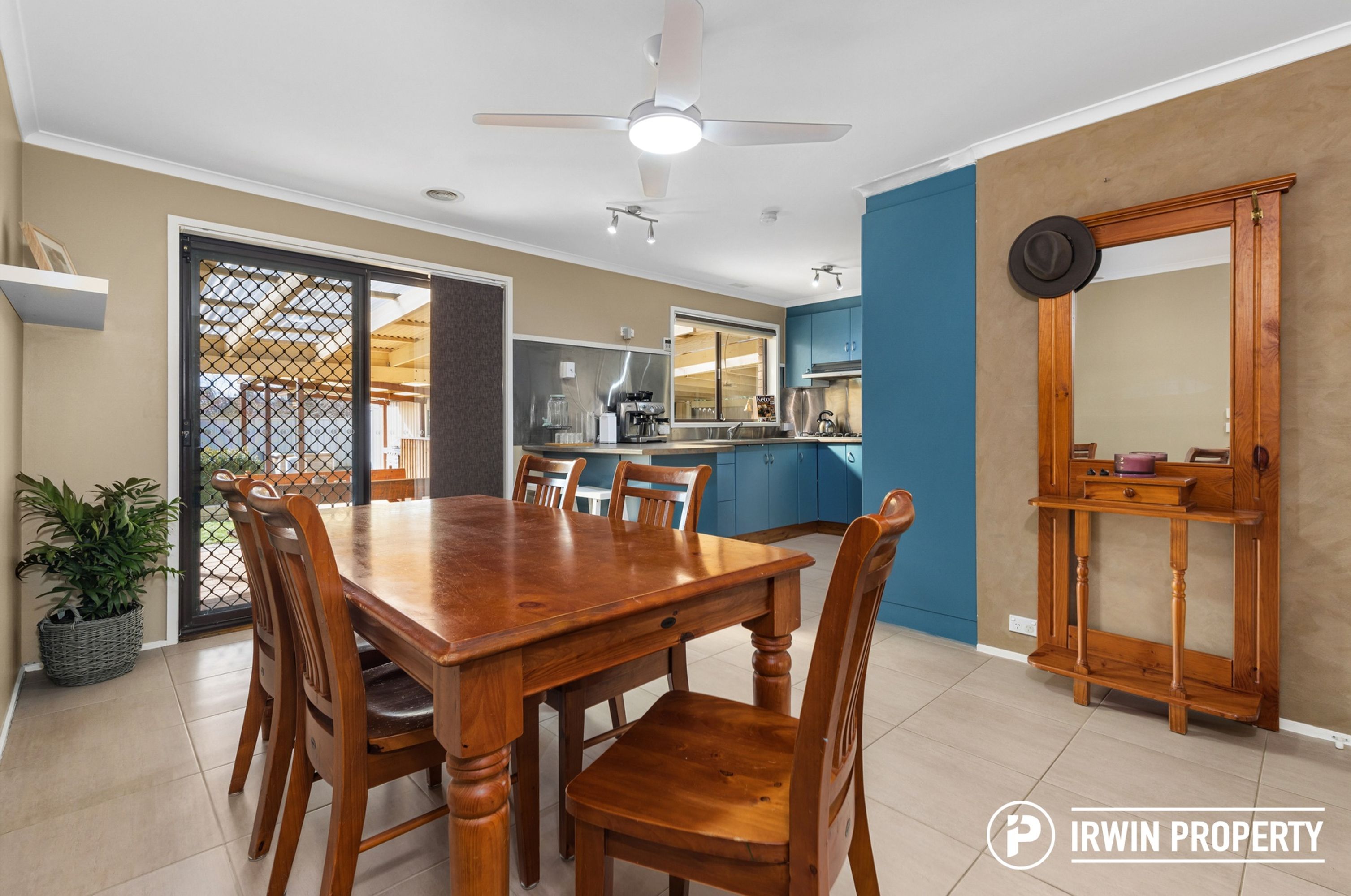 18 Chauncy Crescent, Richardson - Thumbnail 5