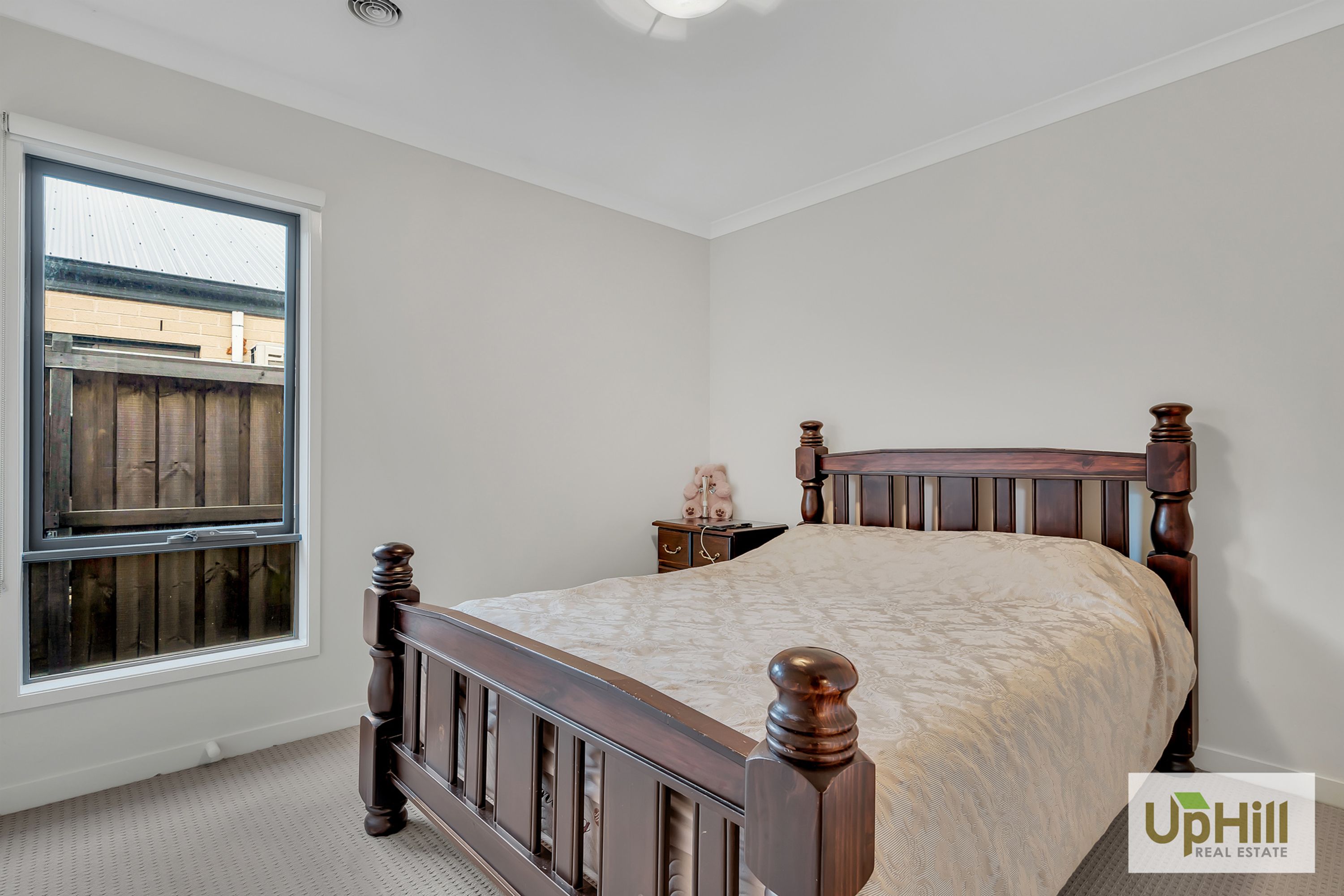 30 COMPTON WAY, Clyde North - Thumbnail 8