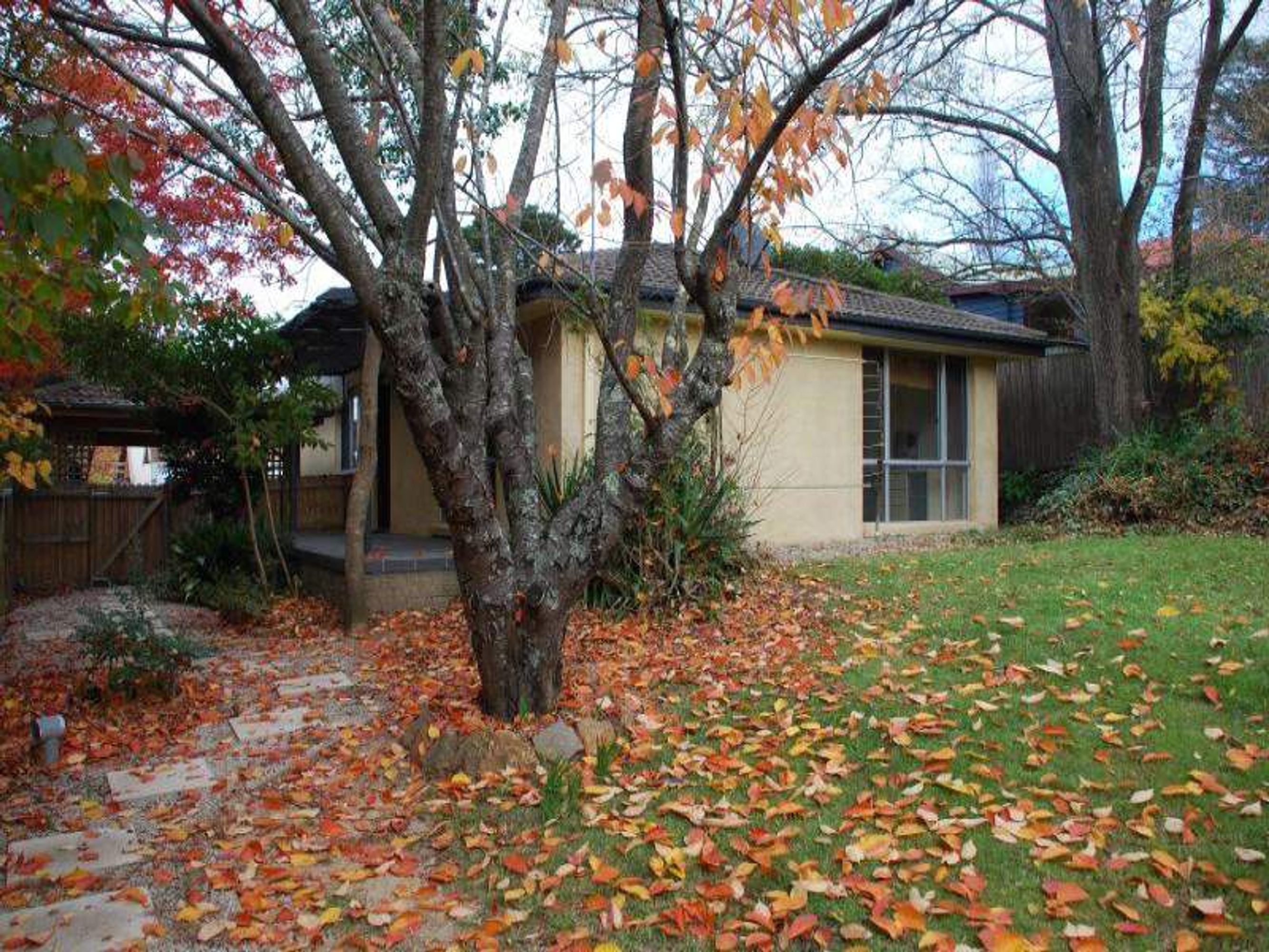 34 Oatley Ave, Katoomba - Thumbnail 3