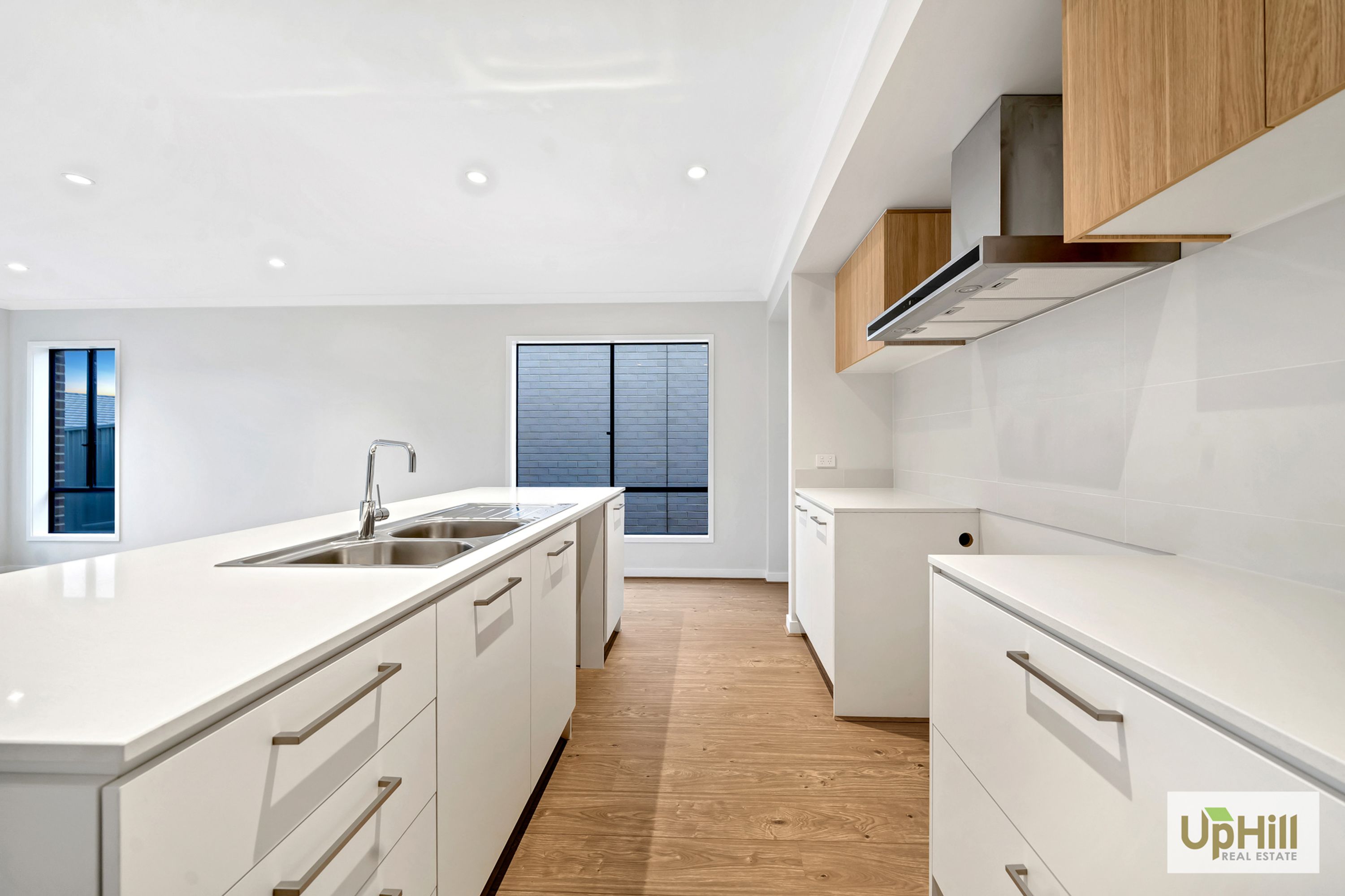 6 ASHTEAD STREET, Clyde - Thumbnail 4