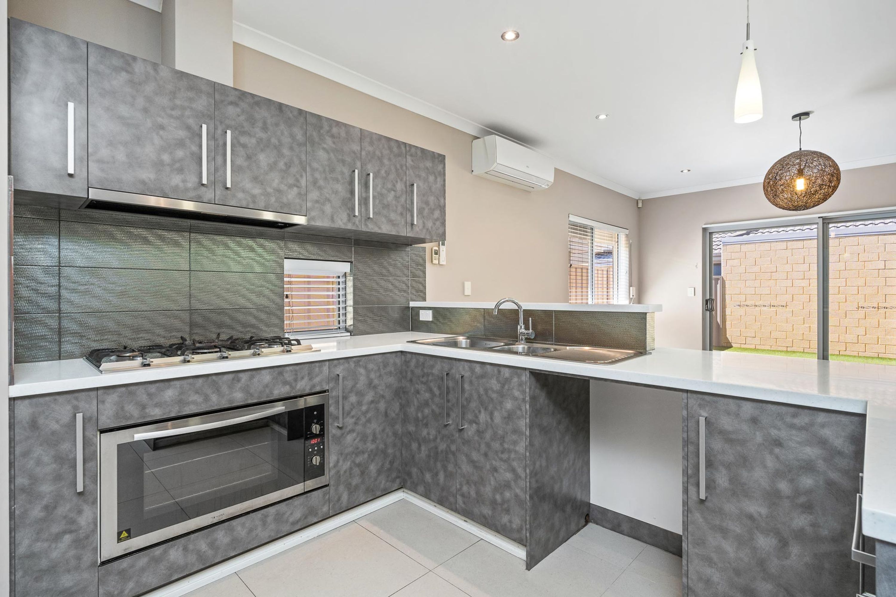 27 Cass Boulevard, Darch - Thumbnail 5