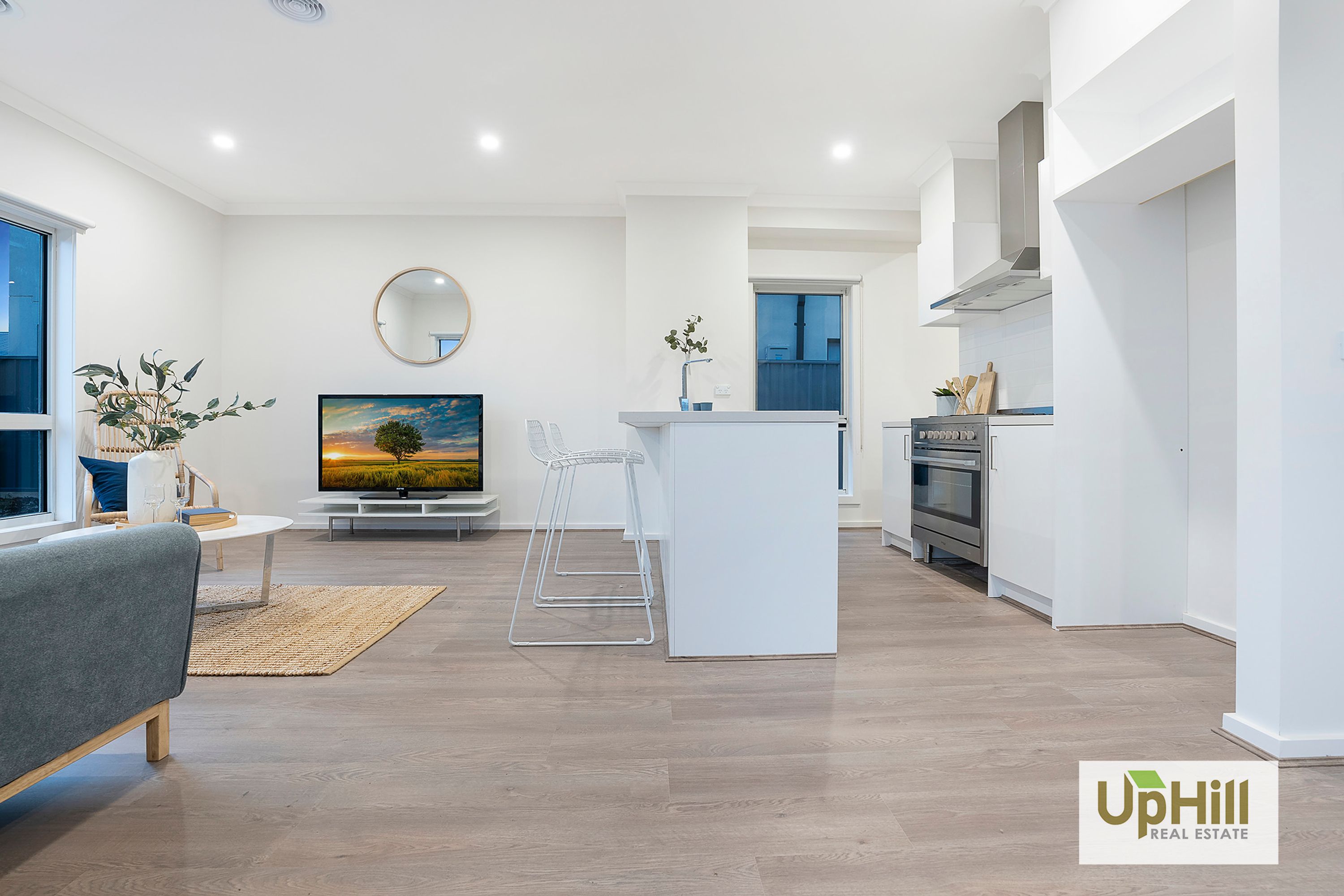 54 Carnelian Circuit, Clyde North - Thumbnail 6