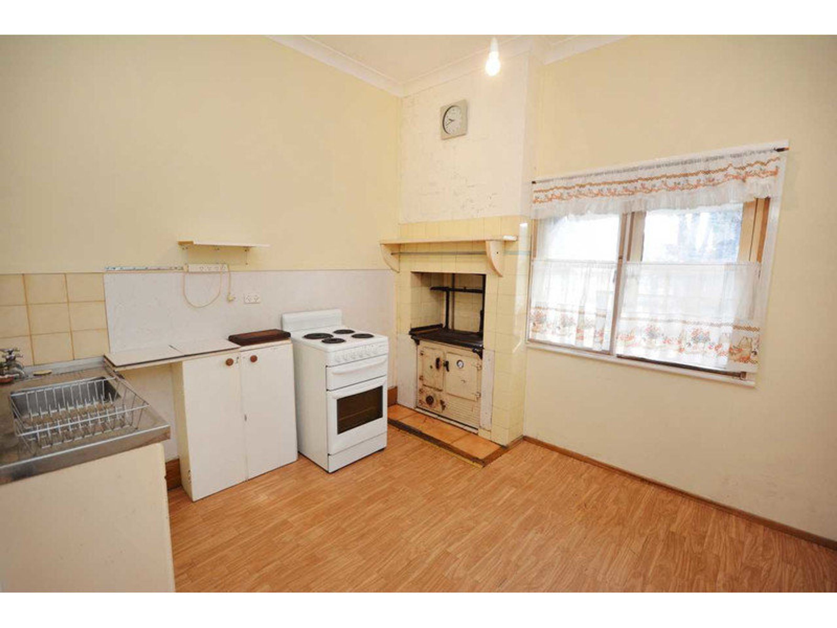 24 Twynam Street, Katoomba - Thumbnail 3