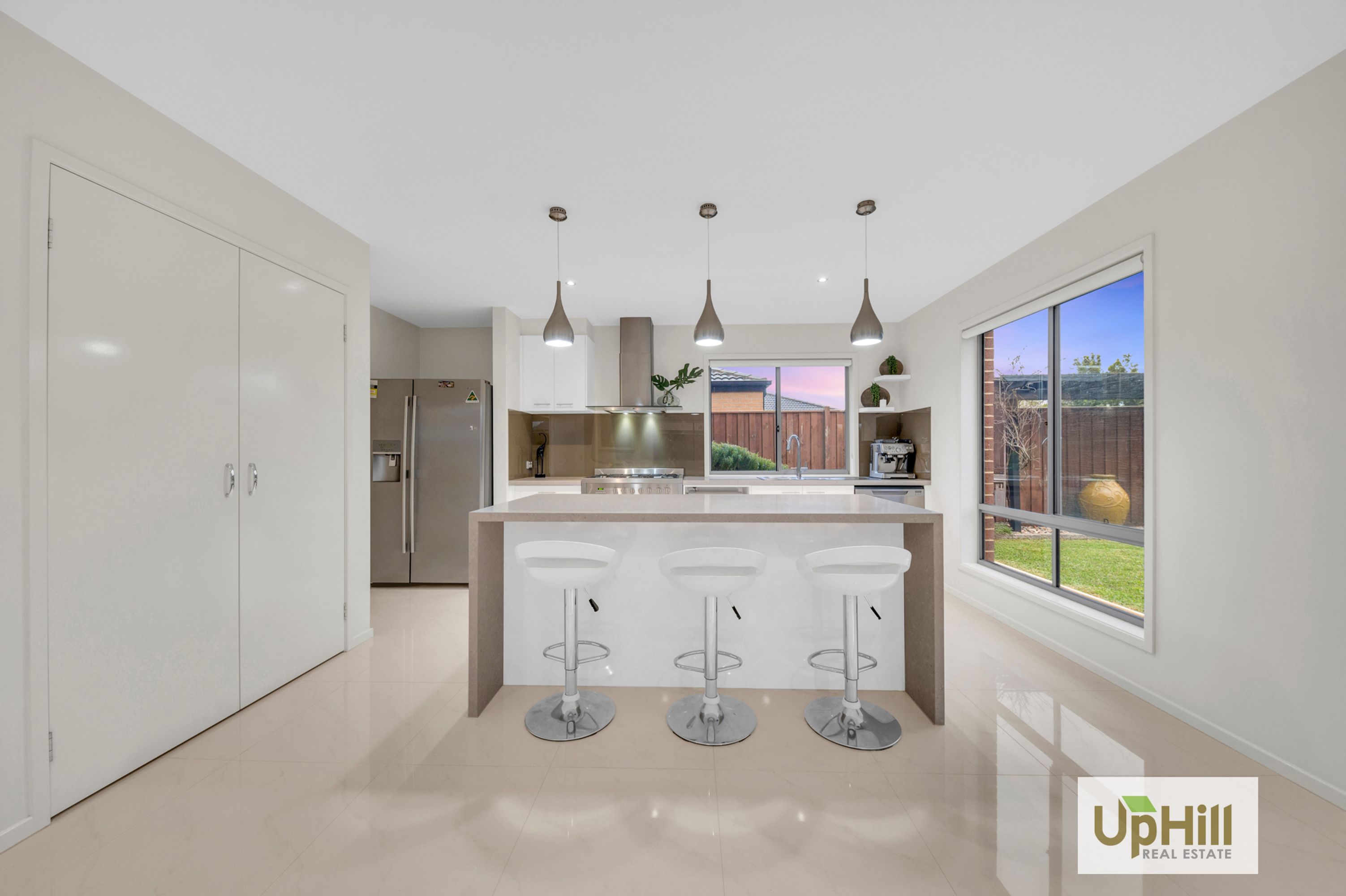 20 Sundaze Street, Clyde North - Thumbnail 7