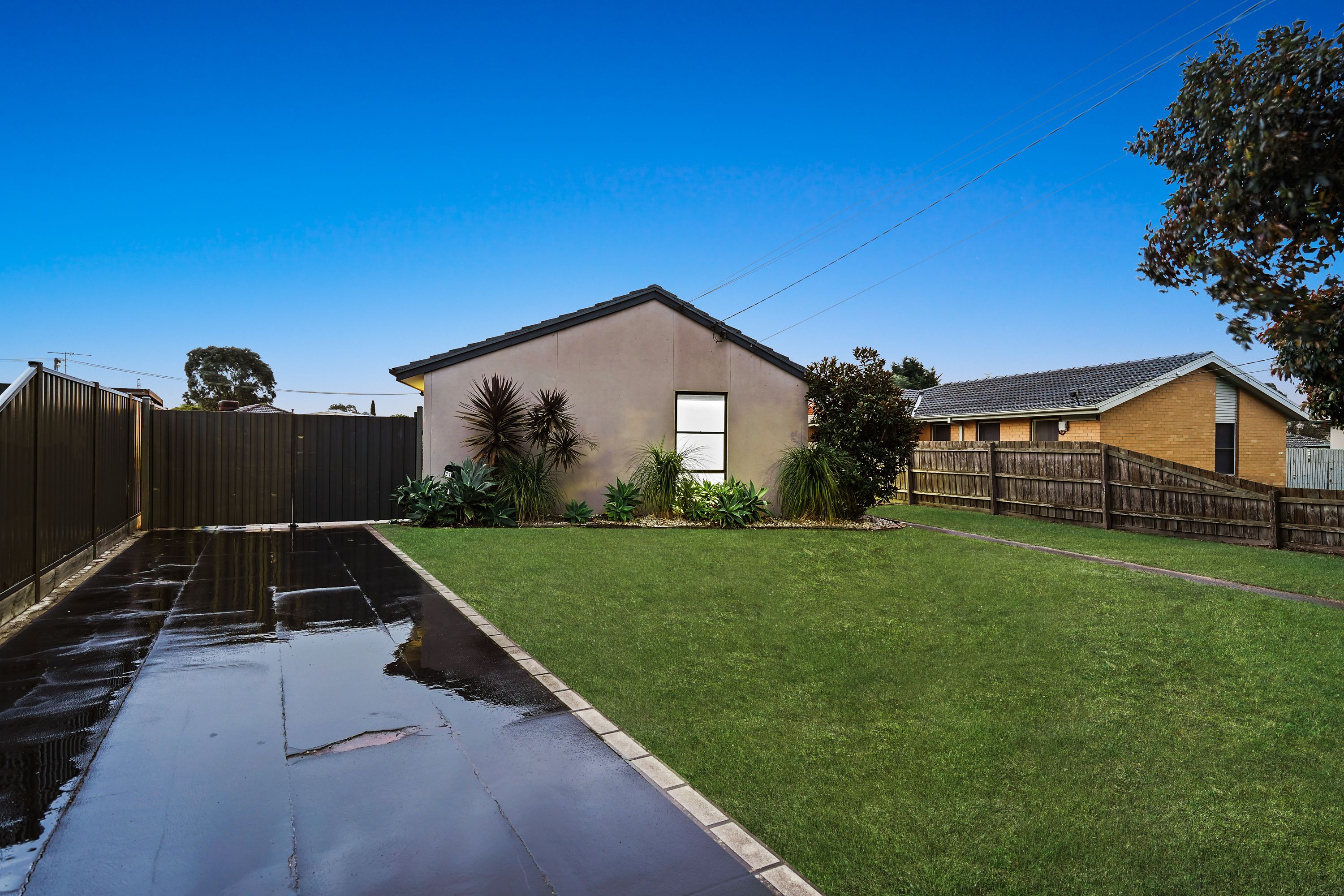 31 Valepark Crescent, Cranbourne - Image 1