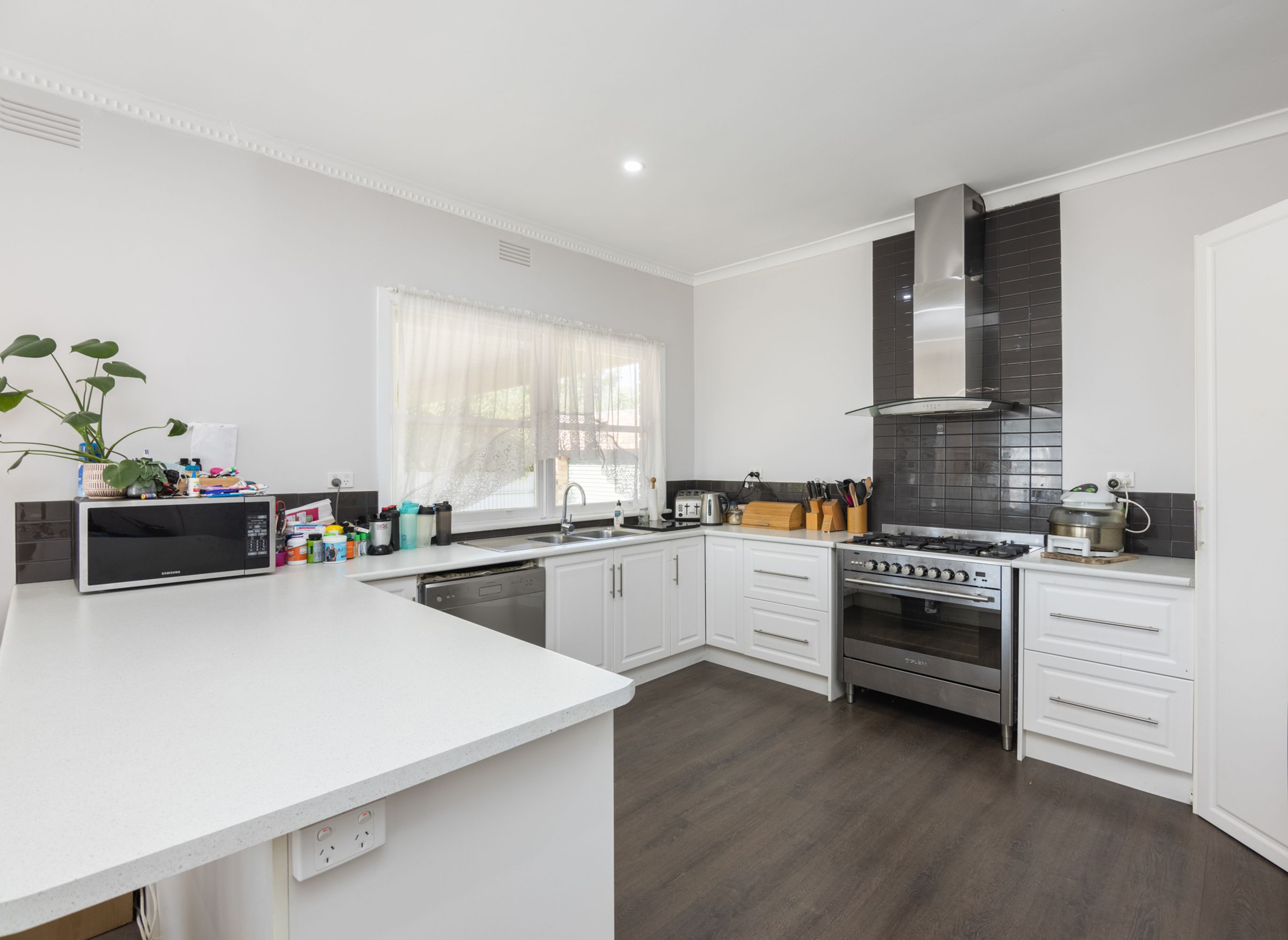 4 Banool Street, Horsham VIC 3400, Horsham - Thumbnail 2