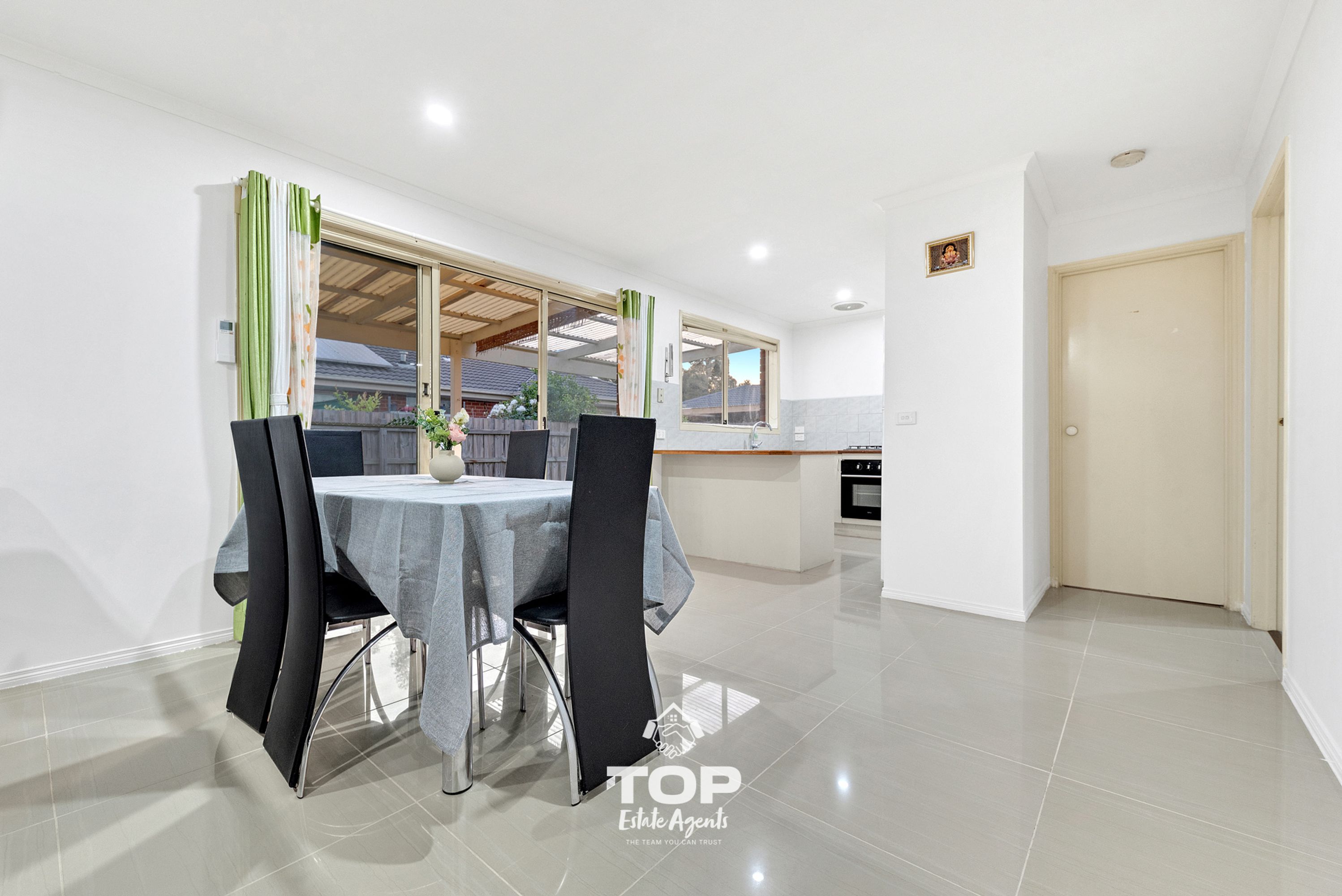 3 Glenora Way, Hampton Park - Thumbnail 6