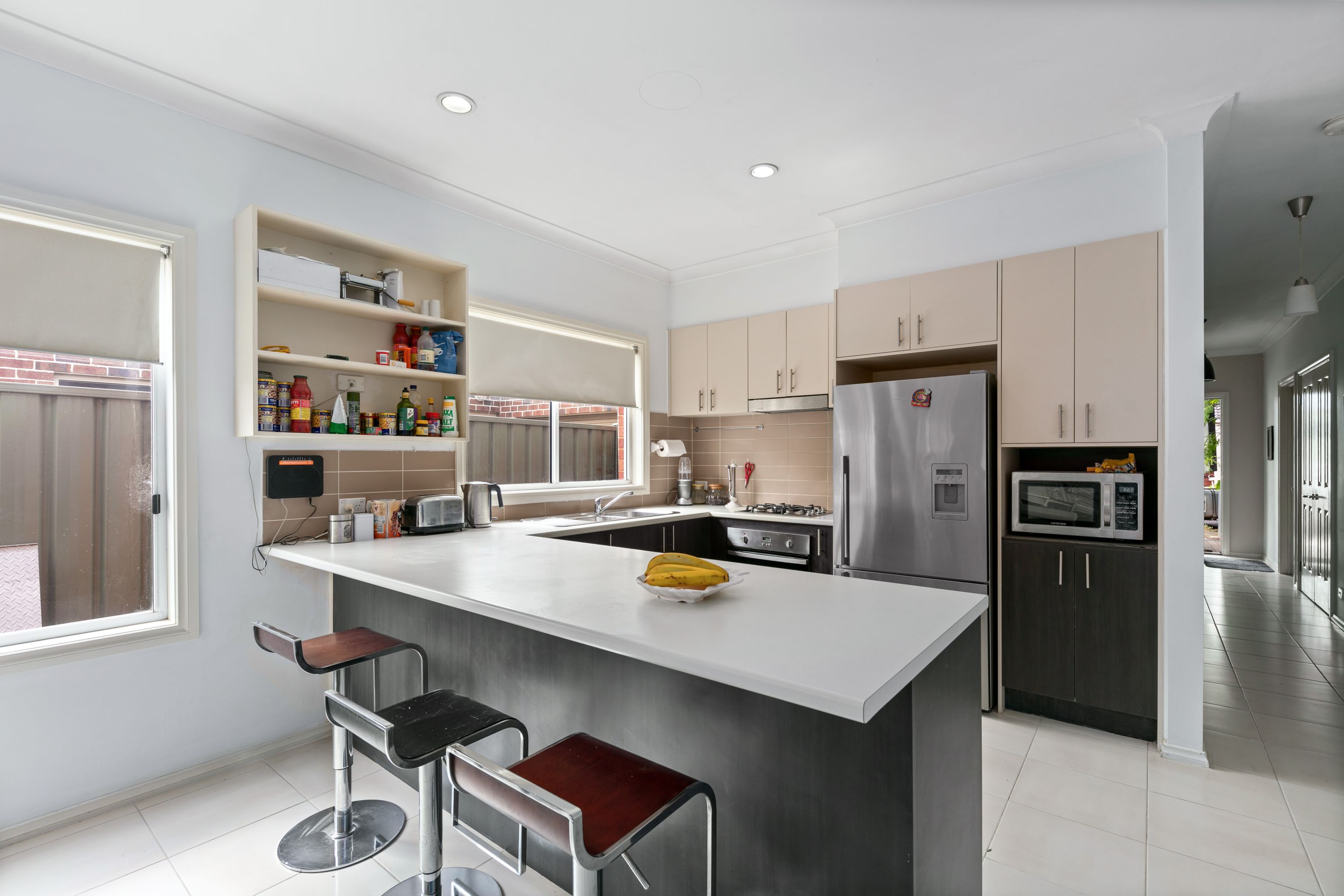 3 Lavender Court, Caroline Springs VIC 3023, Caroline Springs - Thumbnail 3