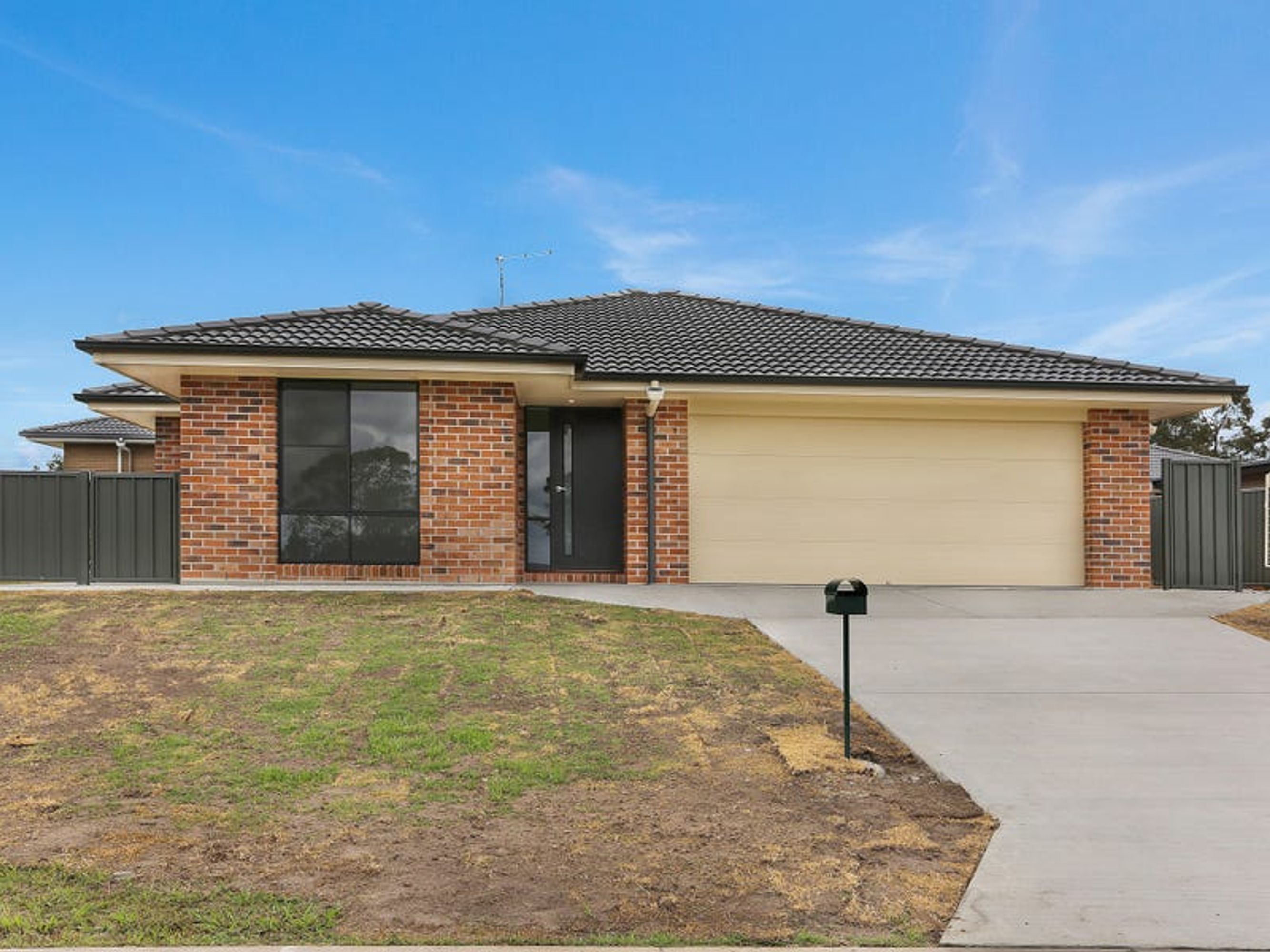 10 Bryce Crescent, Lawrence - Thumbnail 4