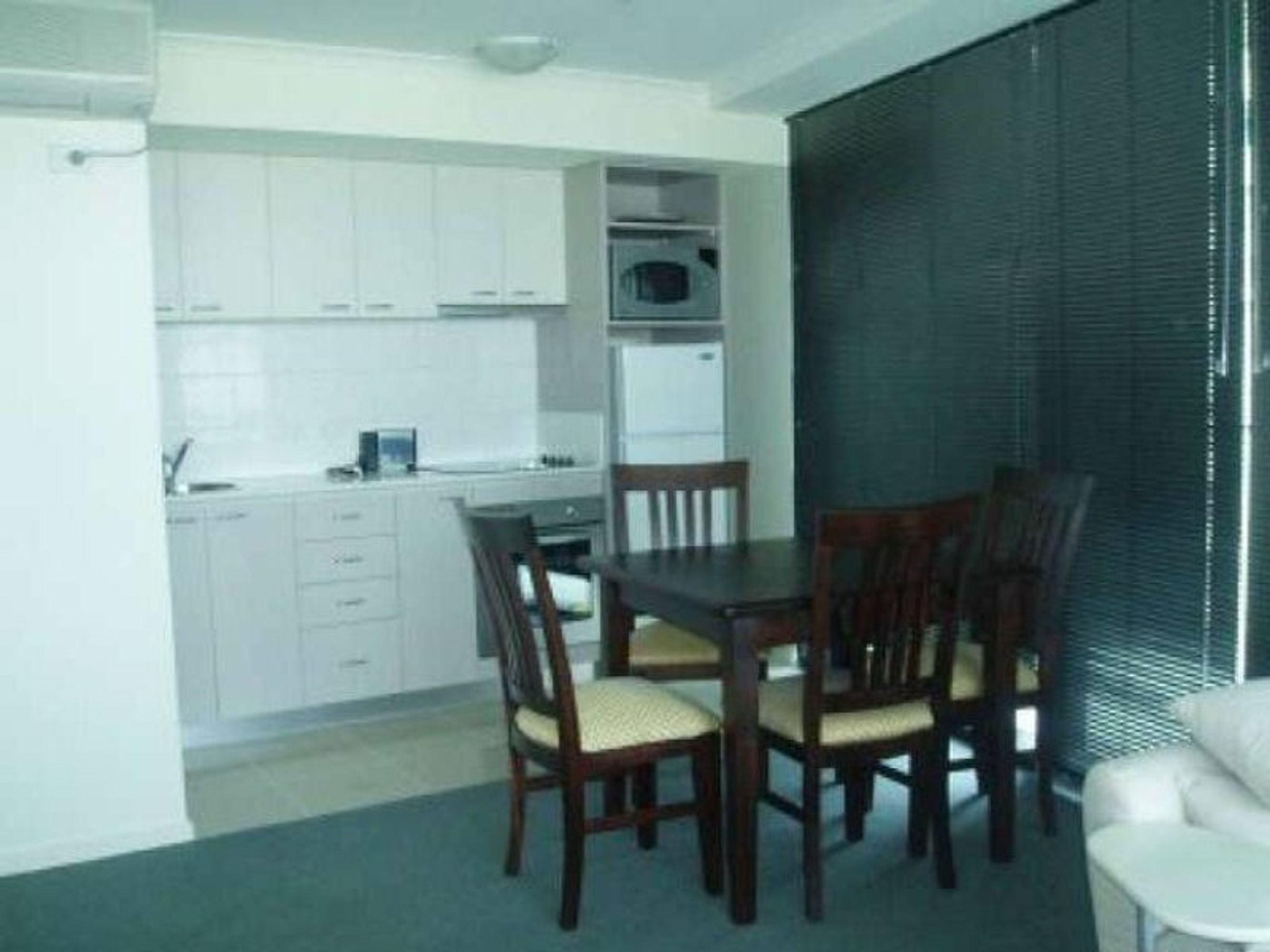 1318/139 Lonsdale Street, Melbourne - Thumbnail 5