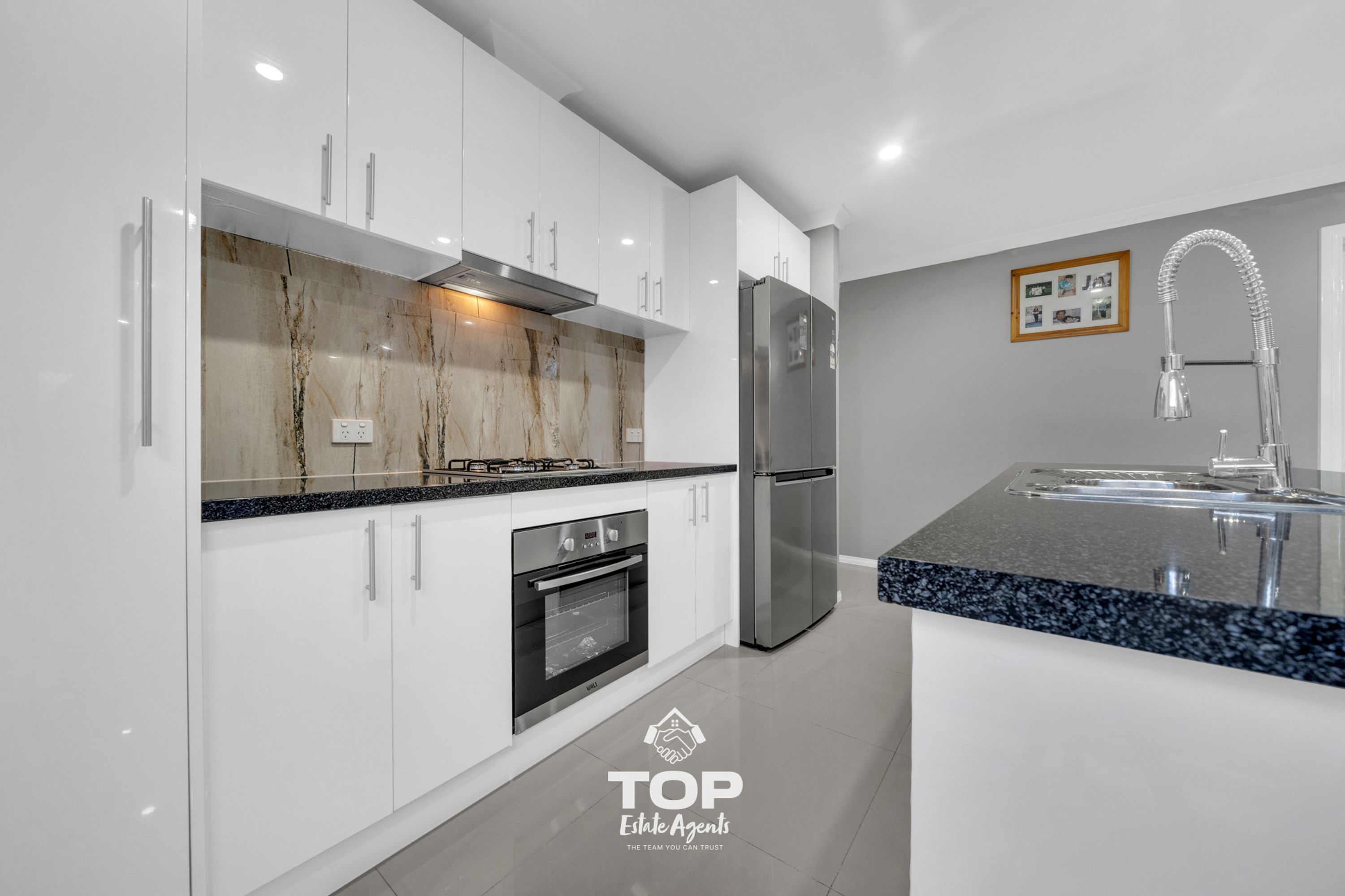 33 Sapphire Crescent, Pakenham - Thumbnail 7