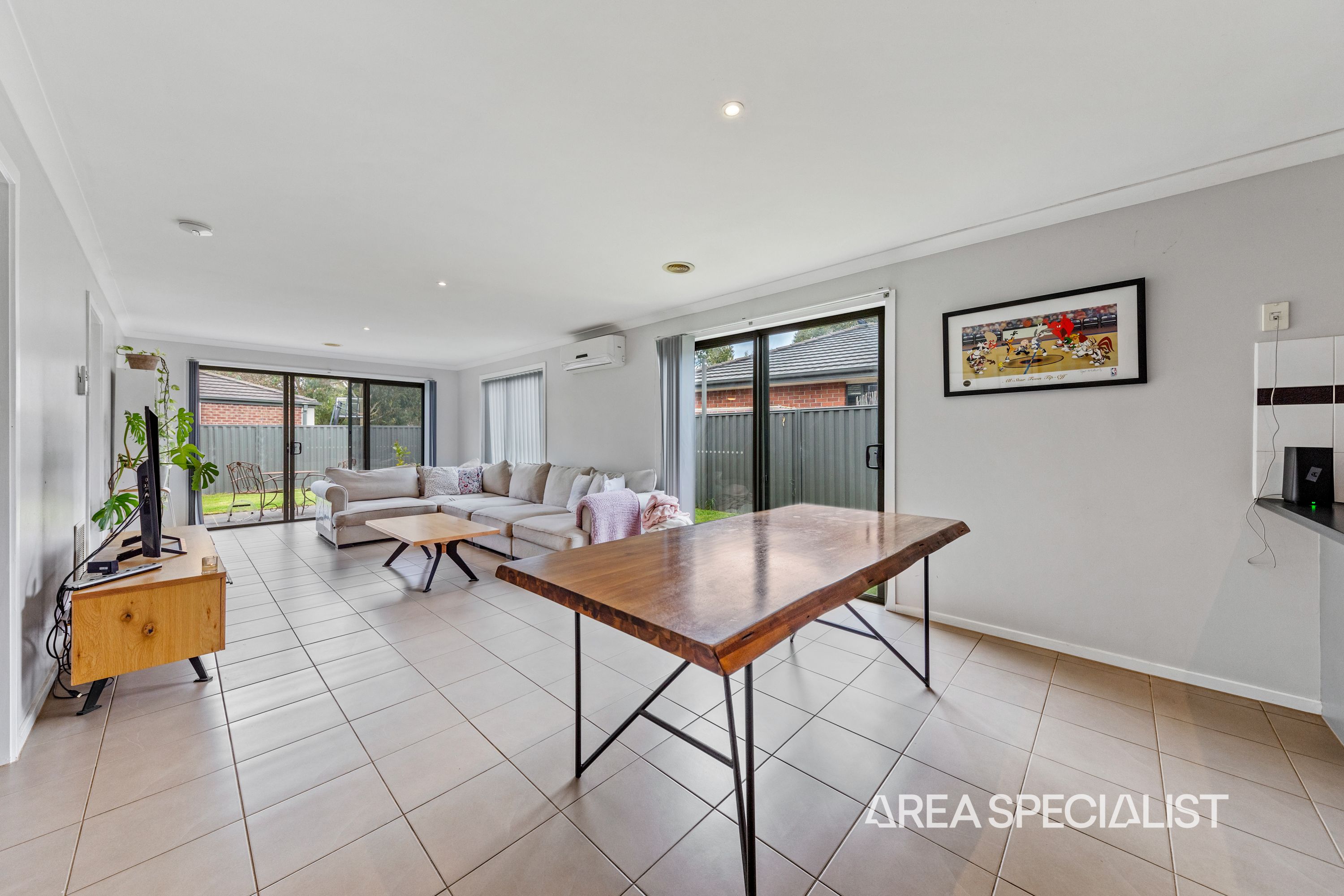 7 Wild Cherry Avenue, Pakenham - Thumbnail 5