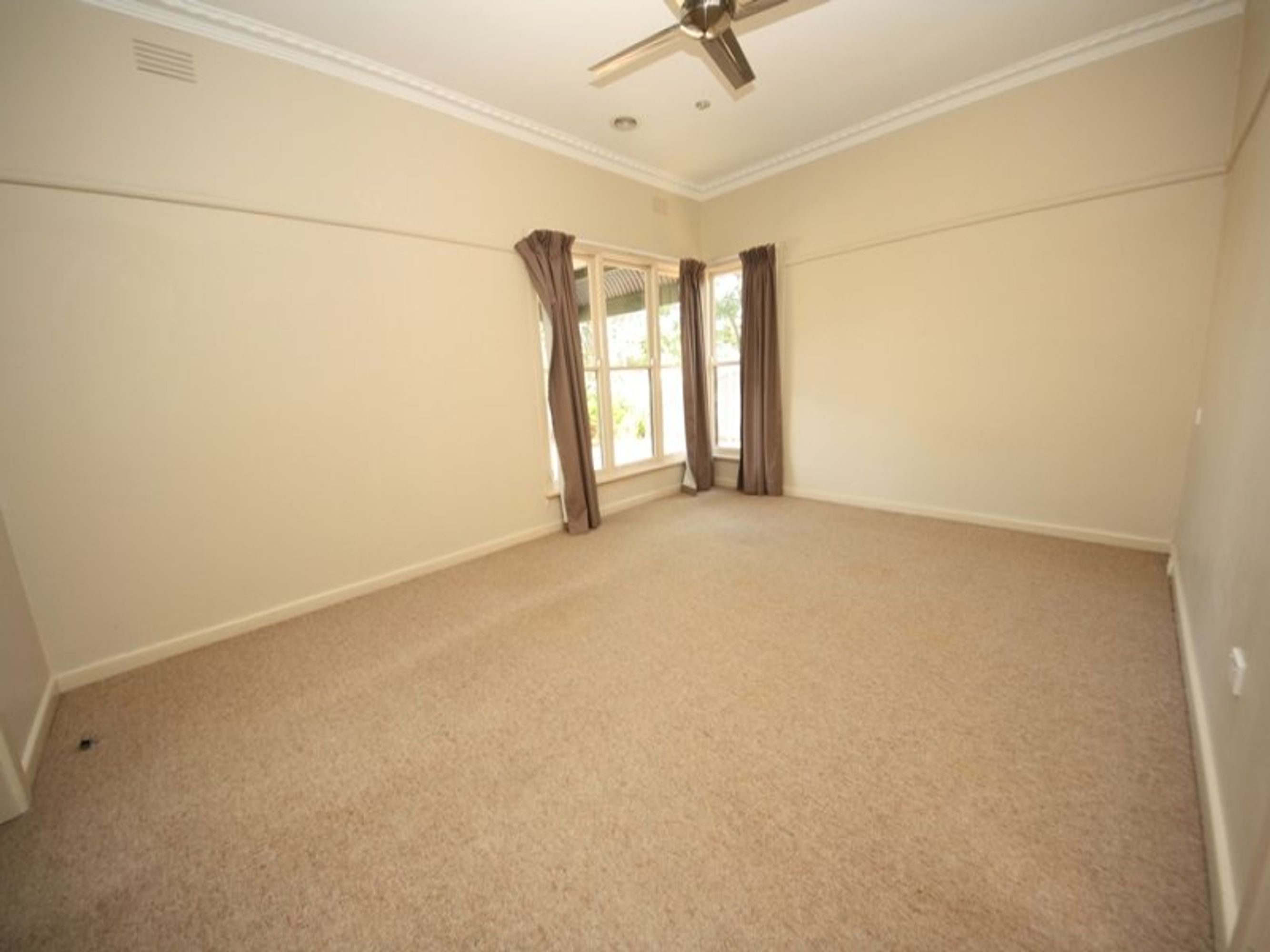 29 Bennett Road, Horsham VIC 3400, Horsham - Thumbnail 4