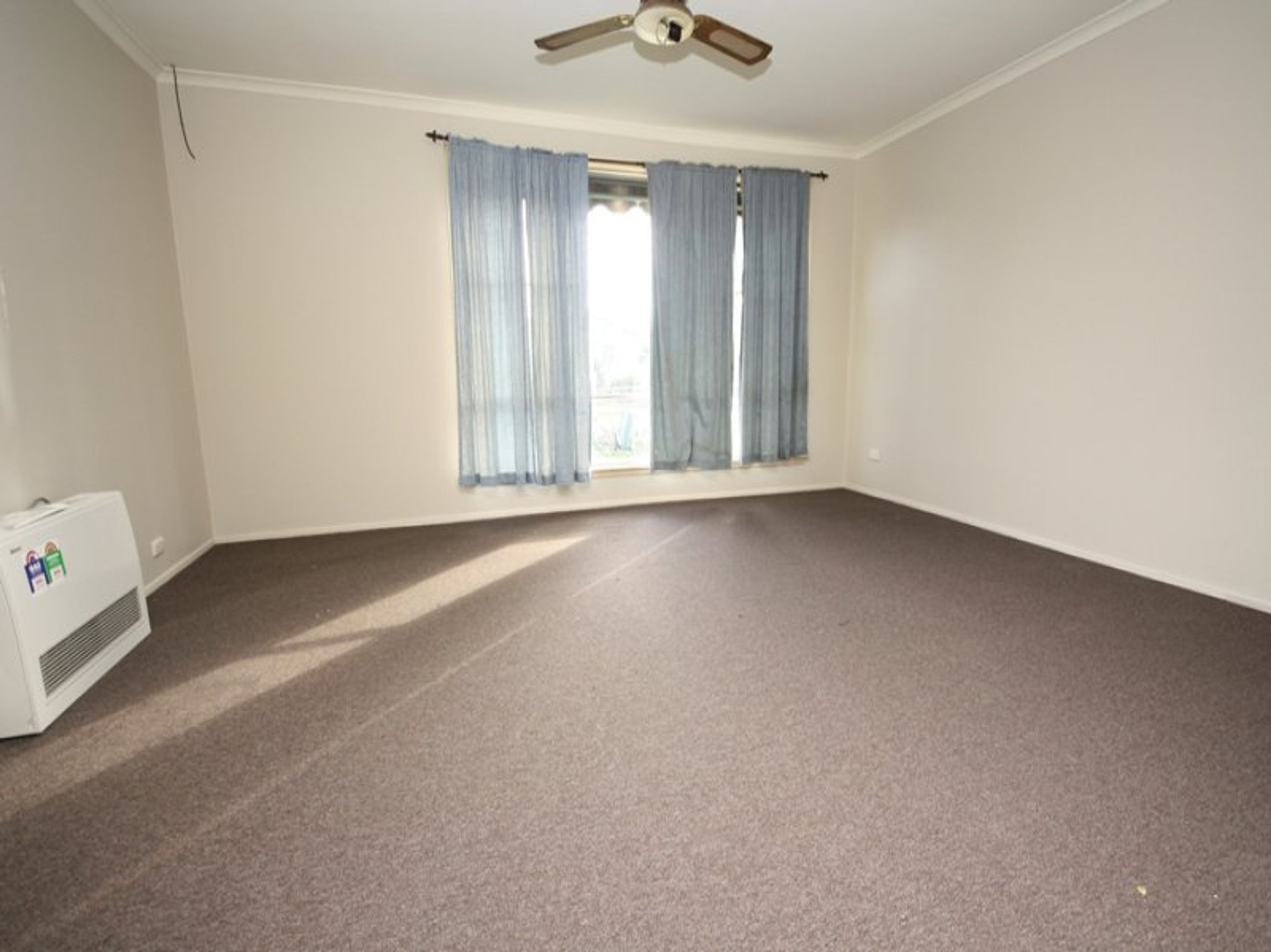76 Albert Street, Horsham VIC 3400, Horsham - Thumbnail 3