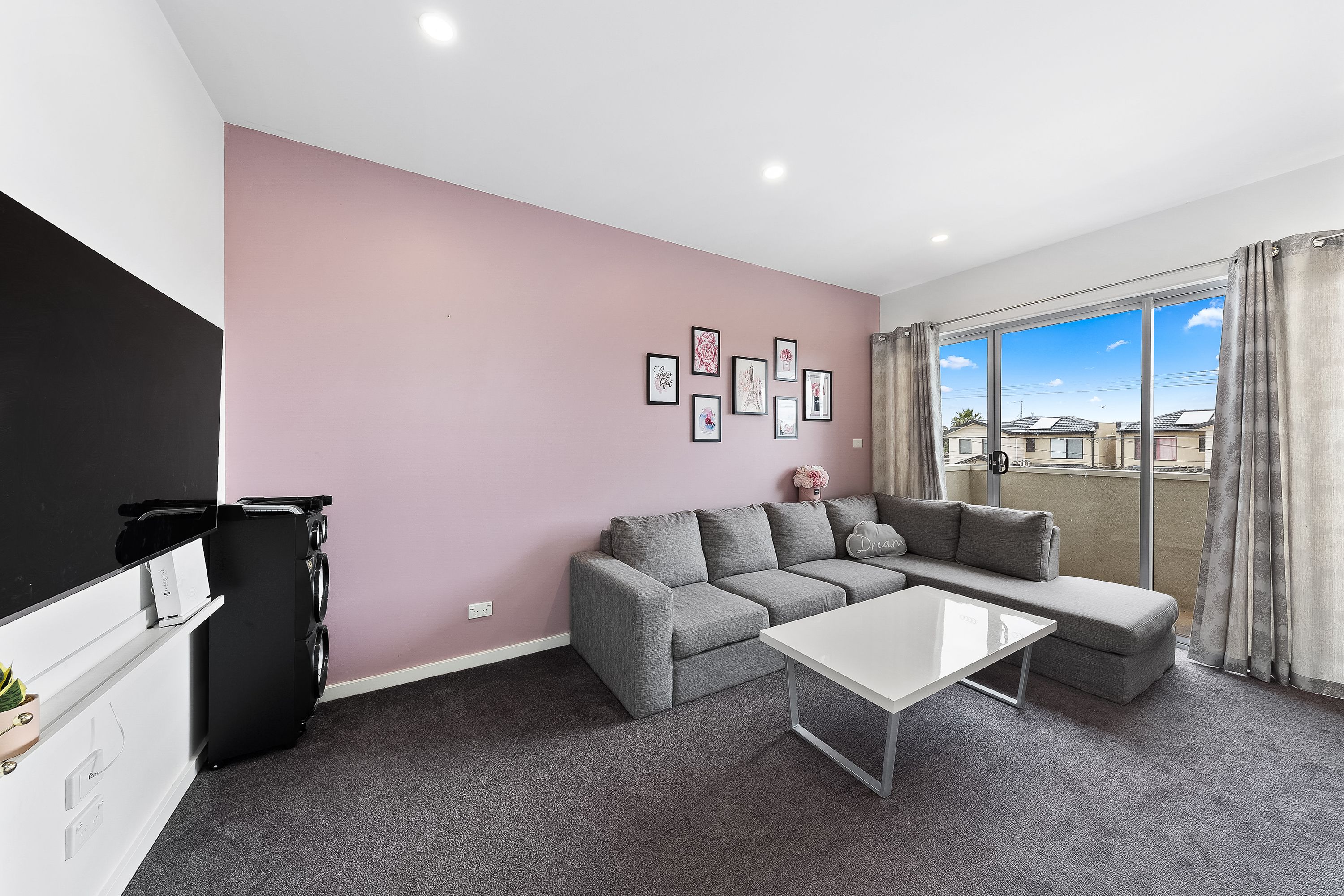 2/8 Helen Street, St Albans VIC 3021, St Albans - Thumbnail 3