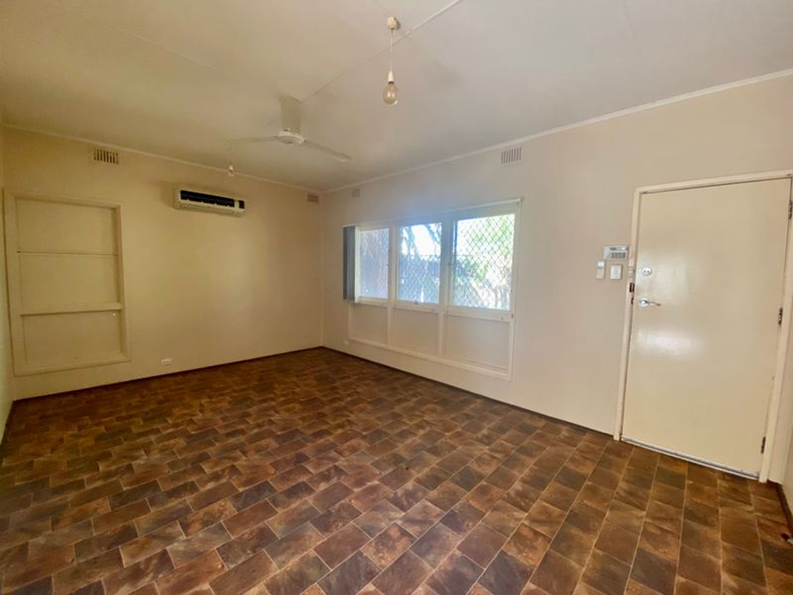 7 Orchid Way, South Hedland, South Hedland - Thumbnail 3