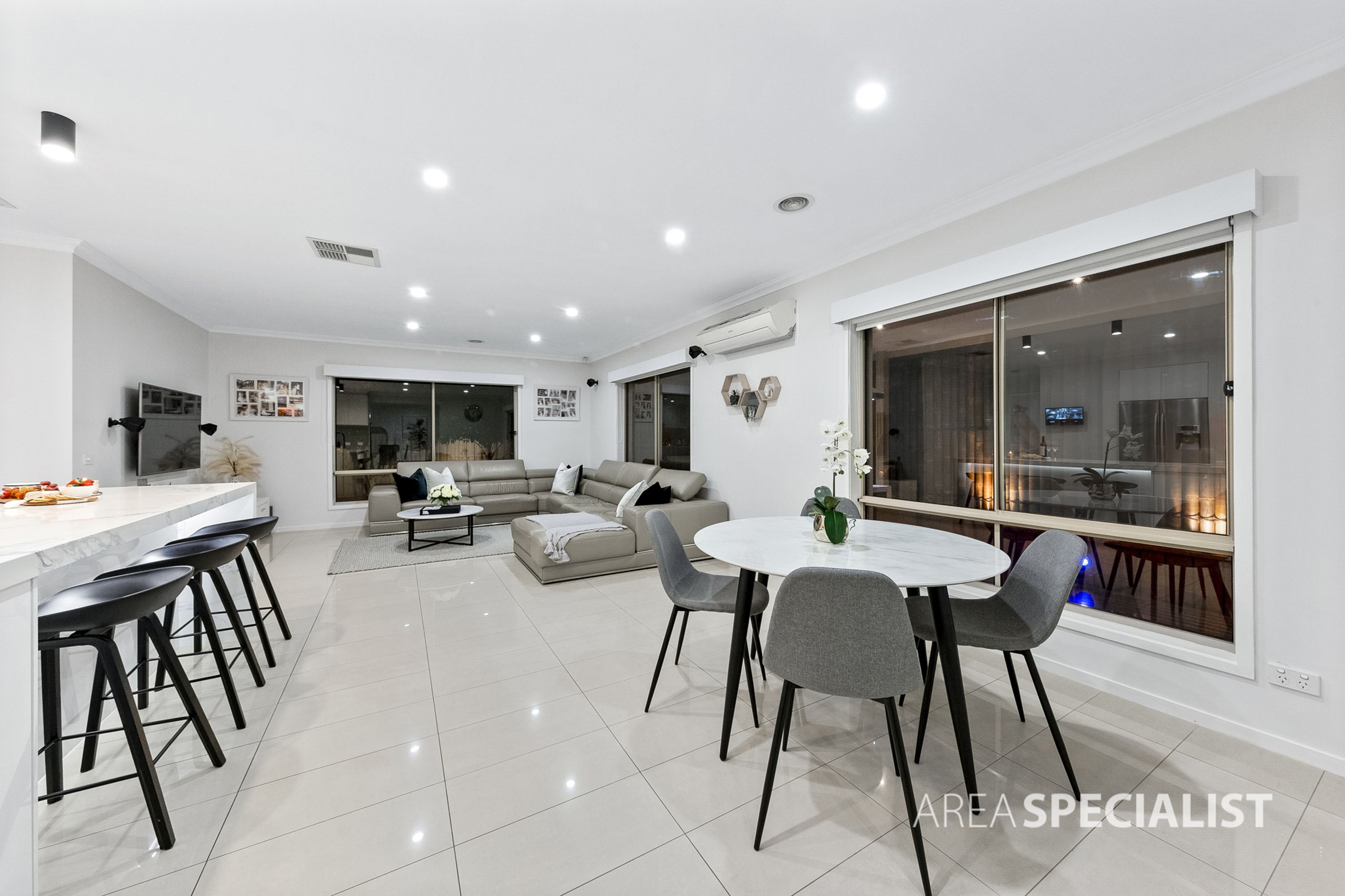 2 Coen Place, Caroline Springs VIC 3023, Caroline Springs - Thumbnail 8