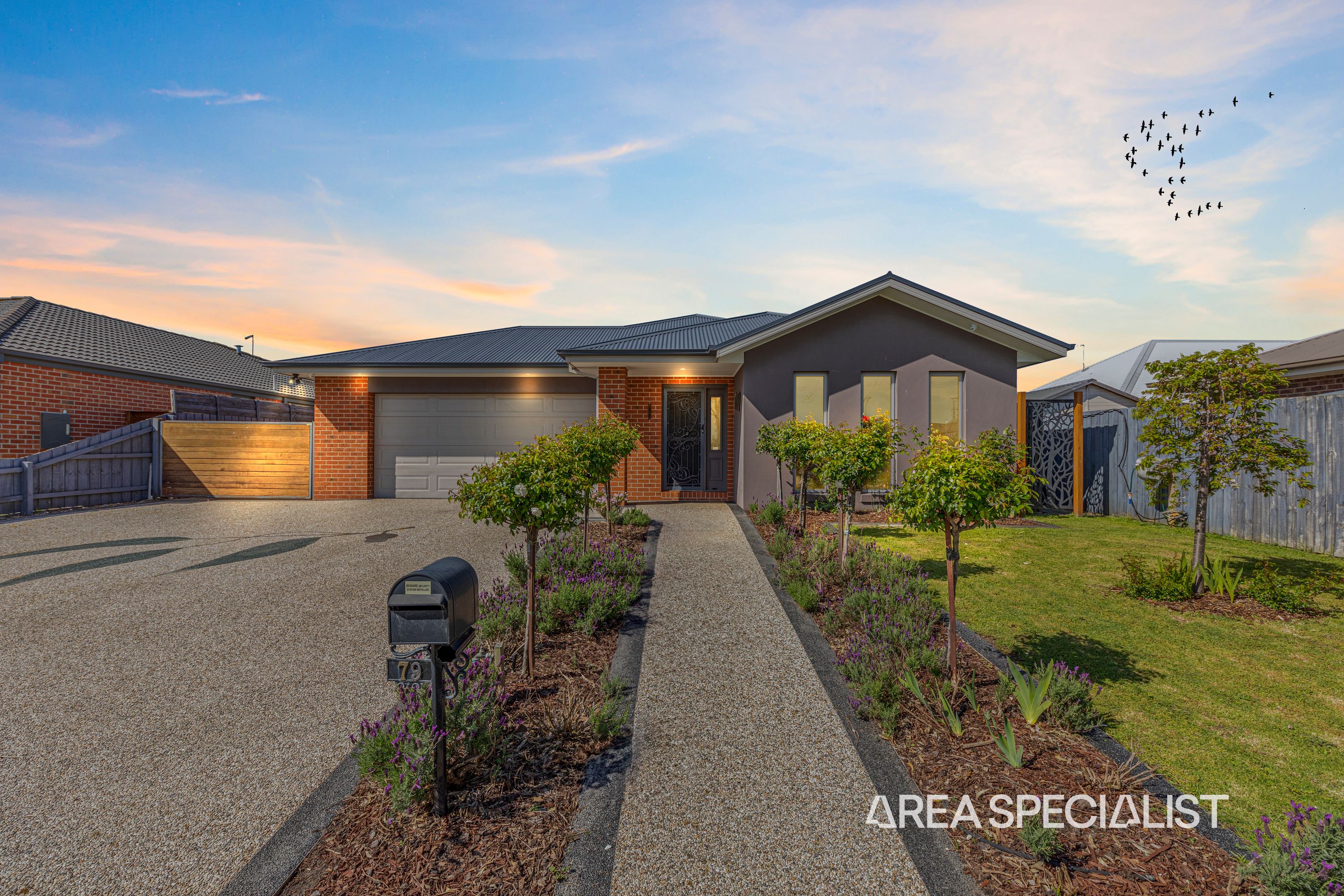 79 Denhams Road, Koo Wee Rup, Koo Wee Rup - Thumbnail 2
