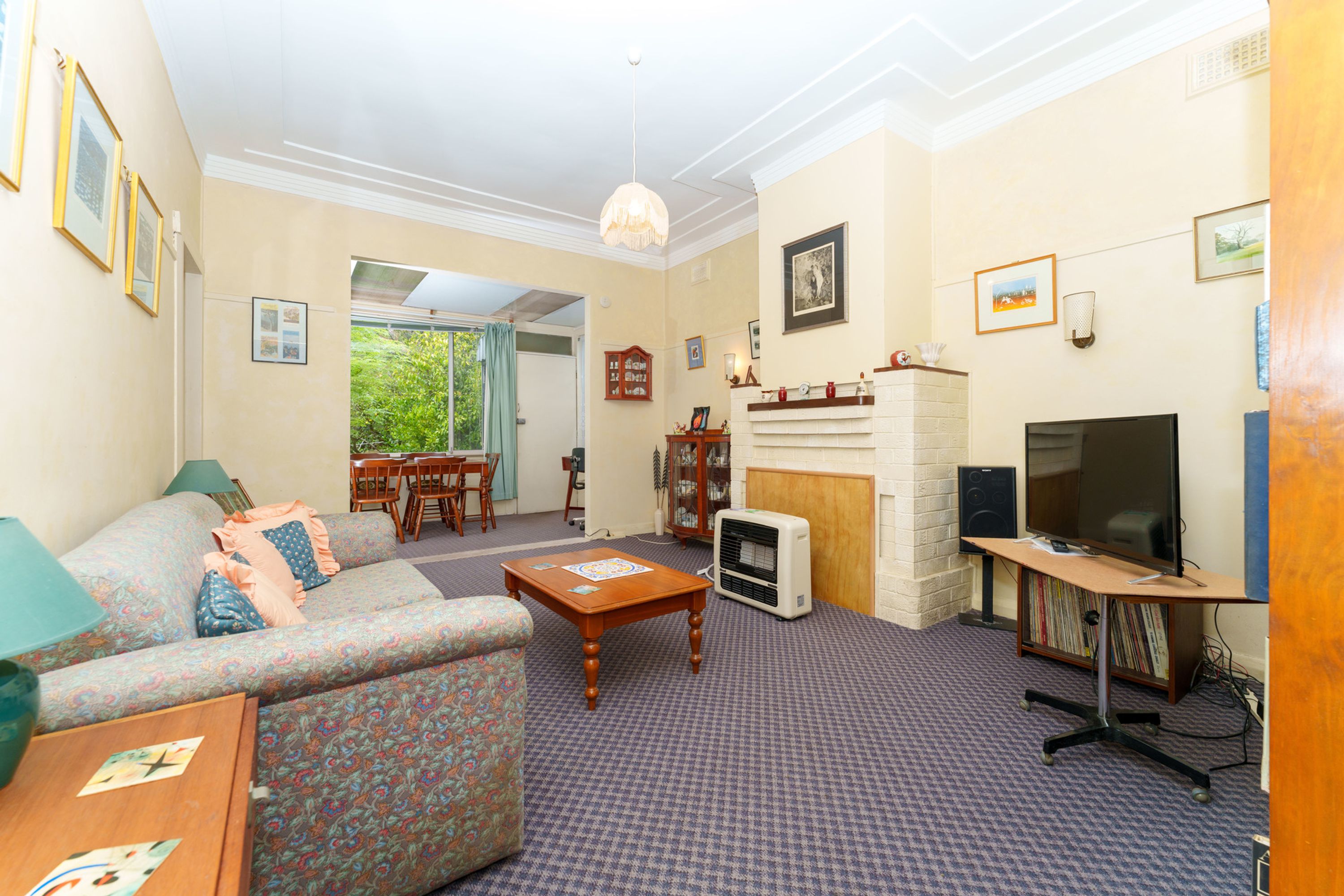 44 Freelander Avenue, Katoomba - Thumbnail 3