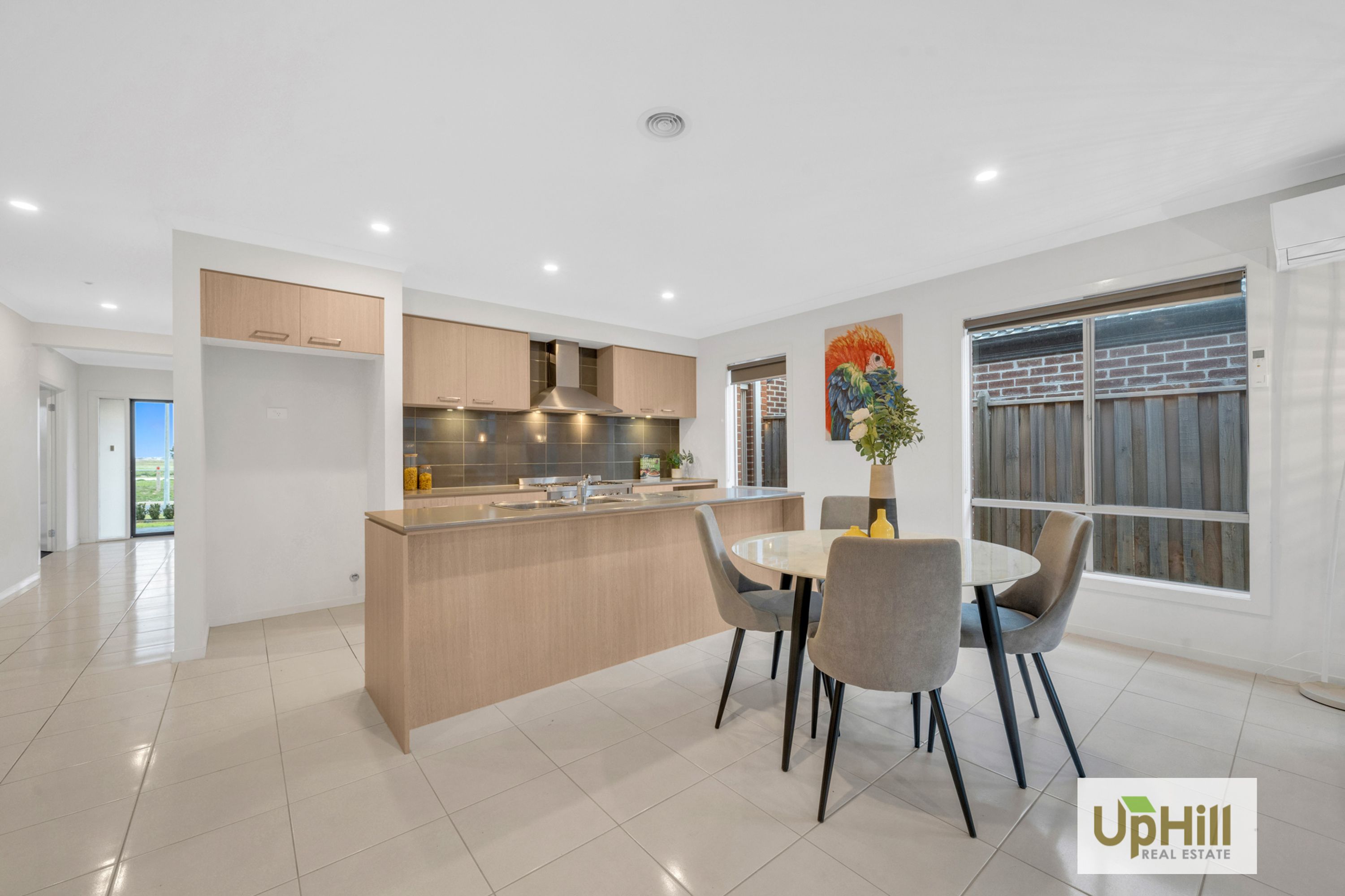 44 Picnic Avenue, Clyde North - Thumbnail 8