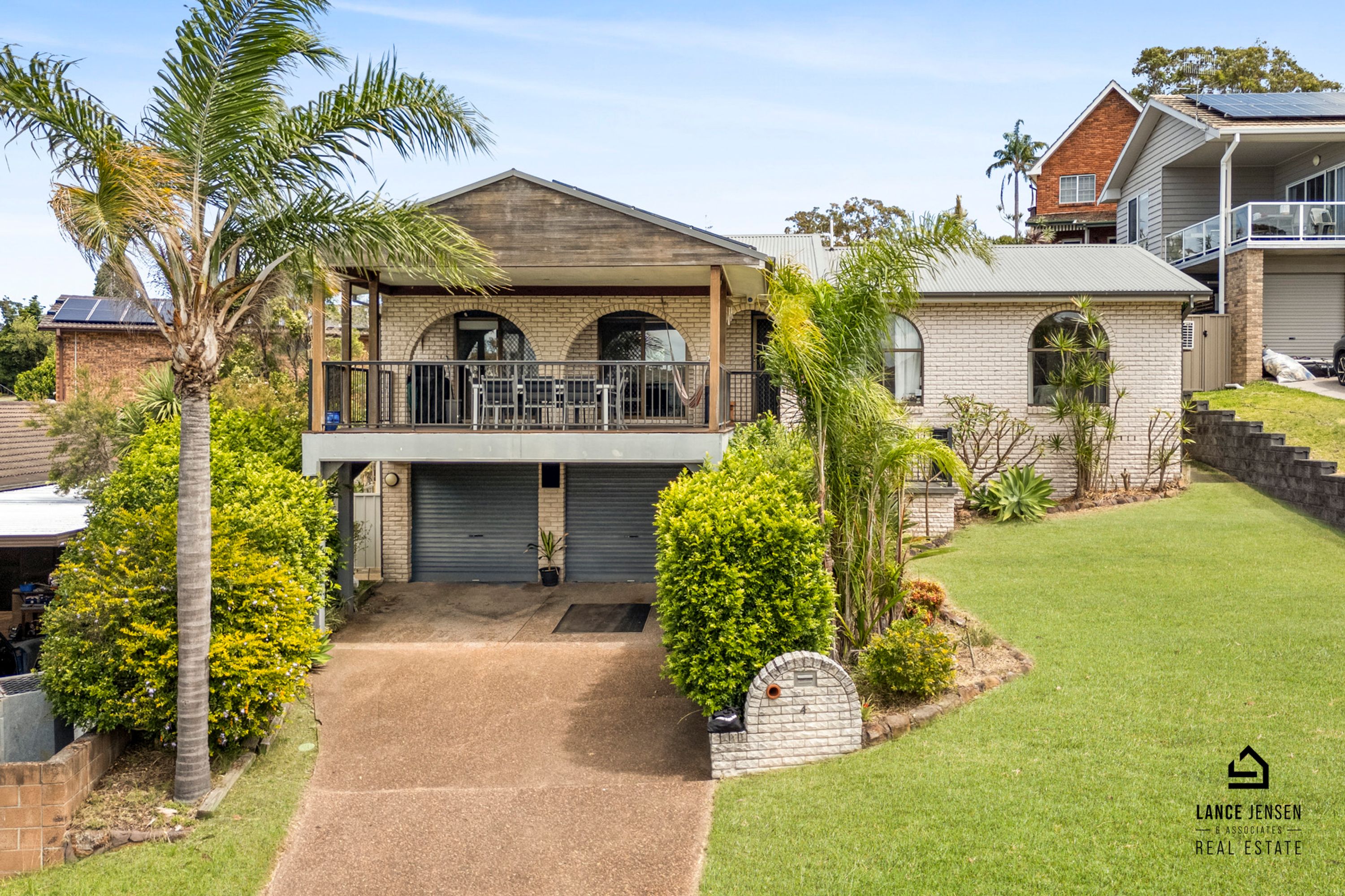 4 Dale Close, Jewells - Image 1
