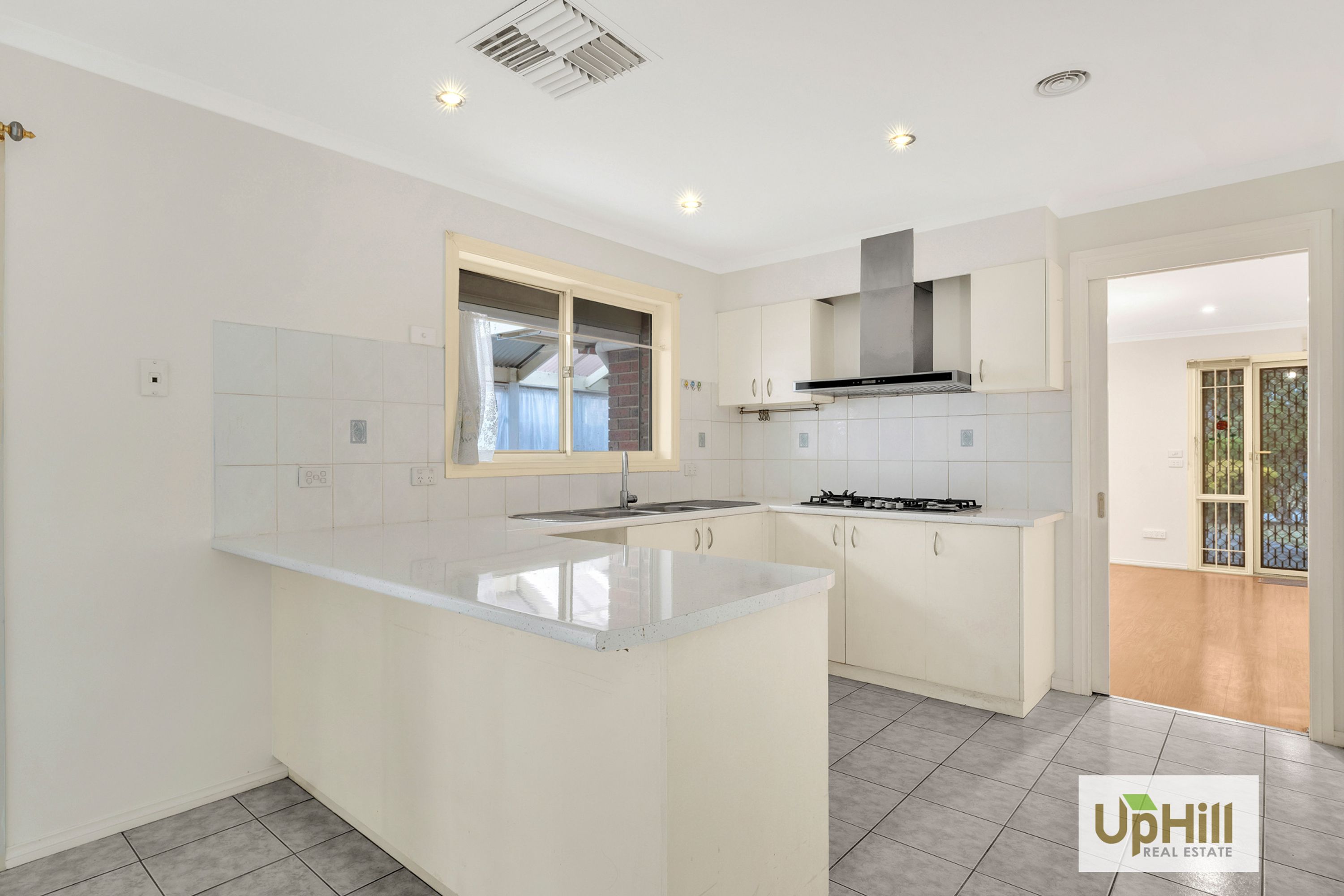 4 Oakman Way, Hampton Park - Thumbnail 6