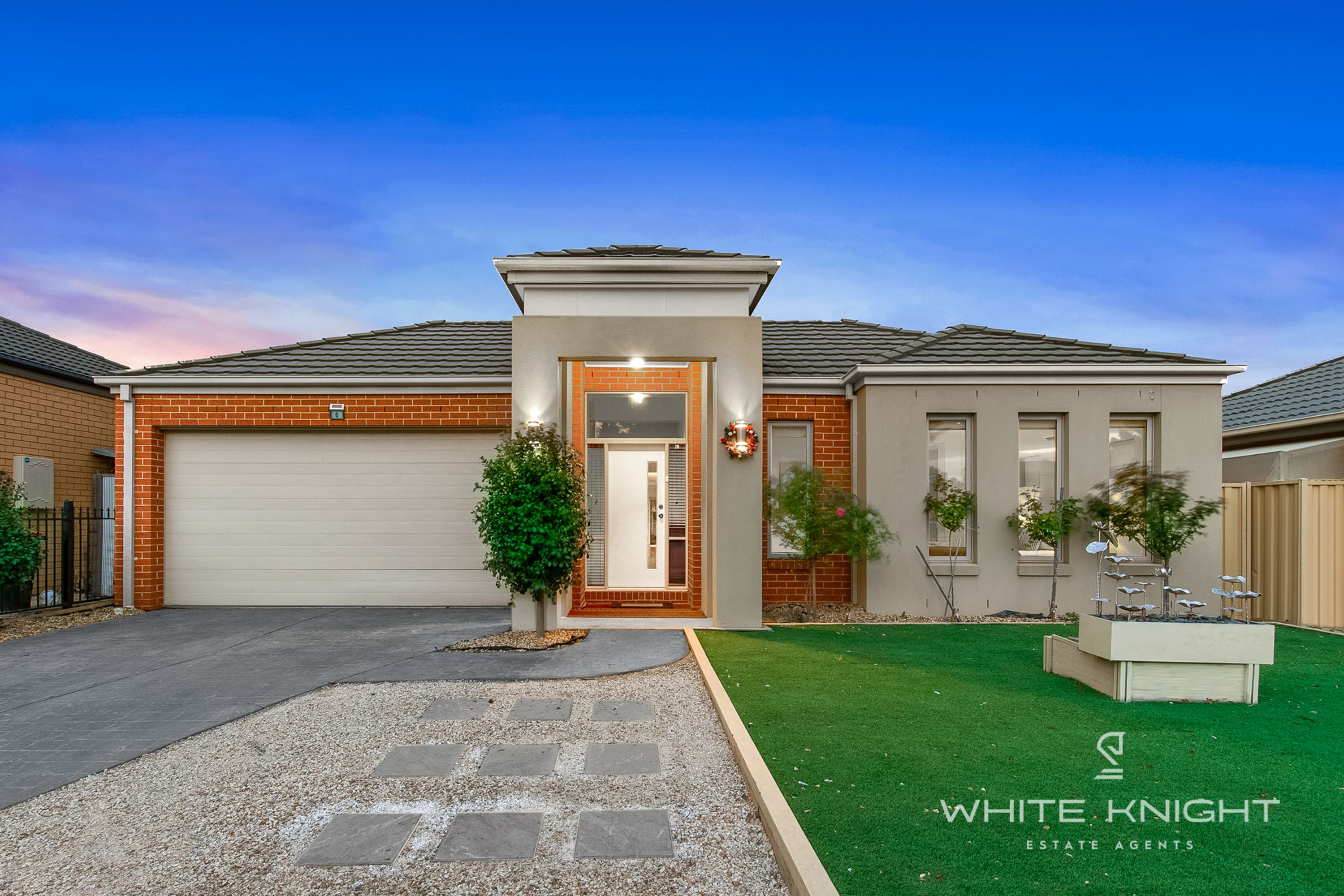 6 Deepdene Street, Caroline Springs VIC 3023, Caroline Springs - Thumbnail 2