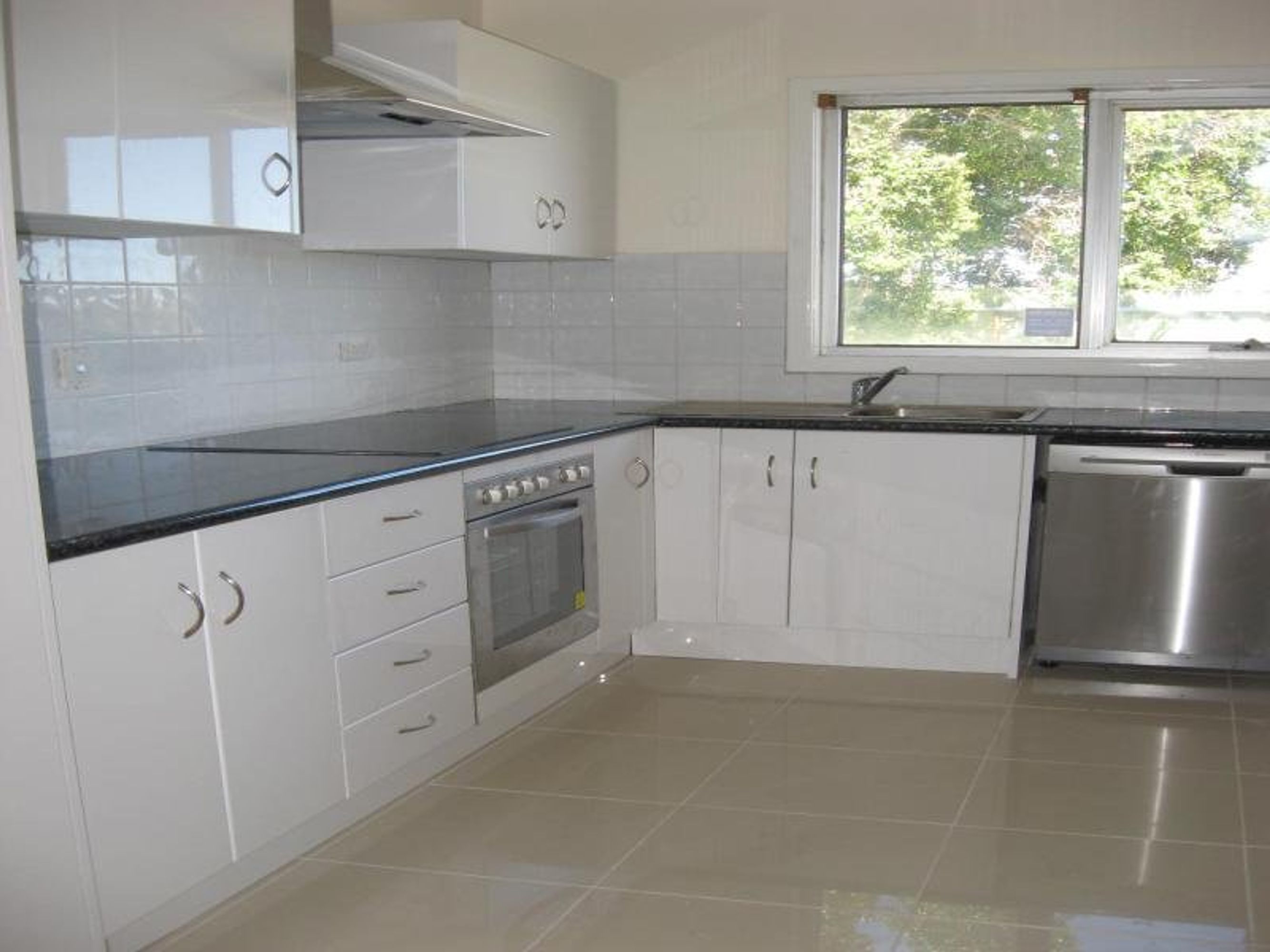 13 Koolama Crescent, South Hedland, WA 6722, South Hedland - Thumbnail 6