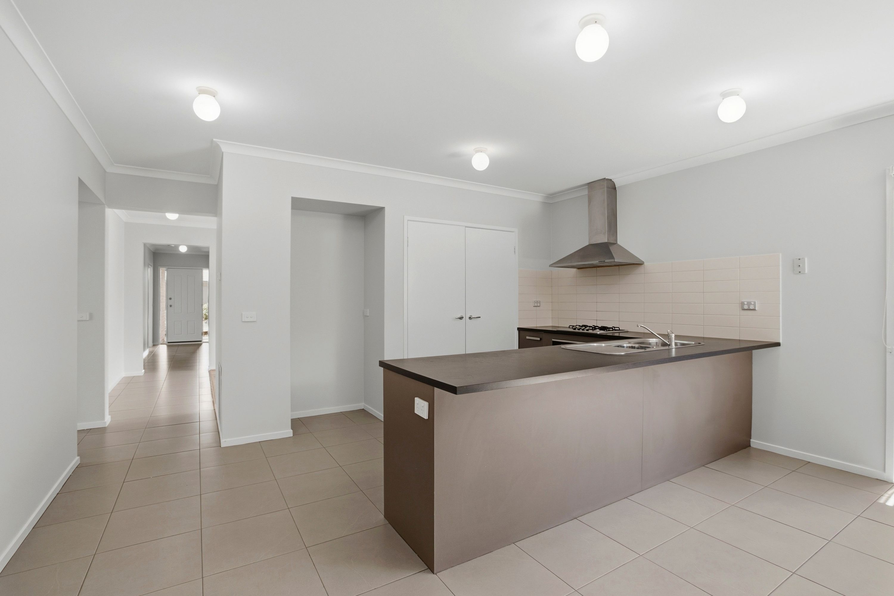 12 Corfu Street, Tarneit, VIC 3029, Tarneit - Thumbnail 6
